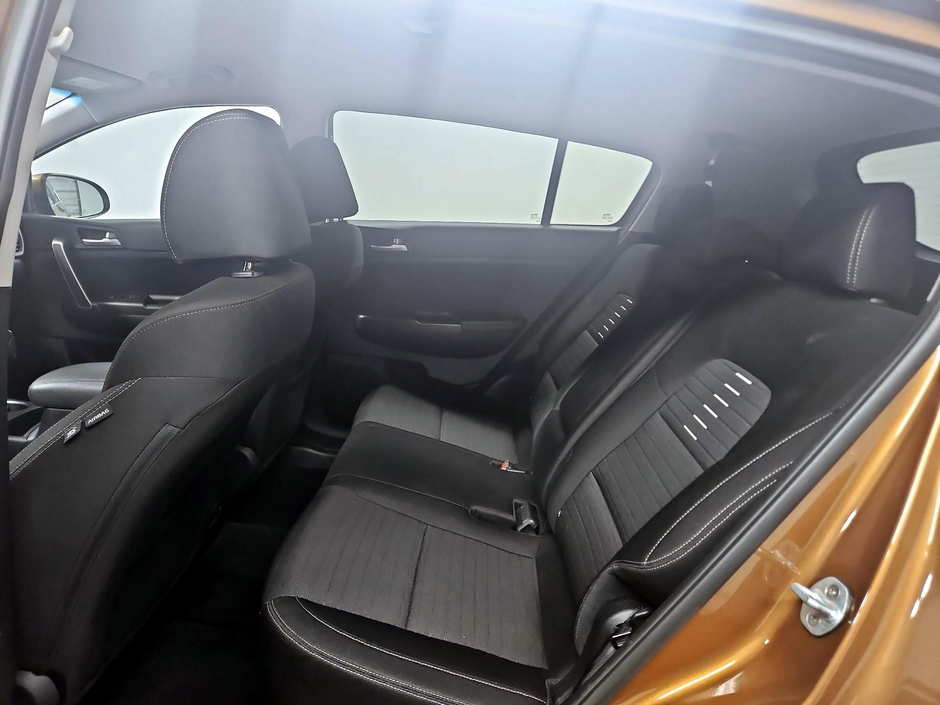 Thumbnail: 2018 Kia Sportage - 19