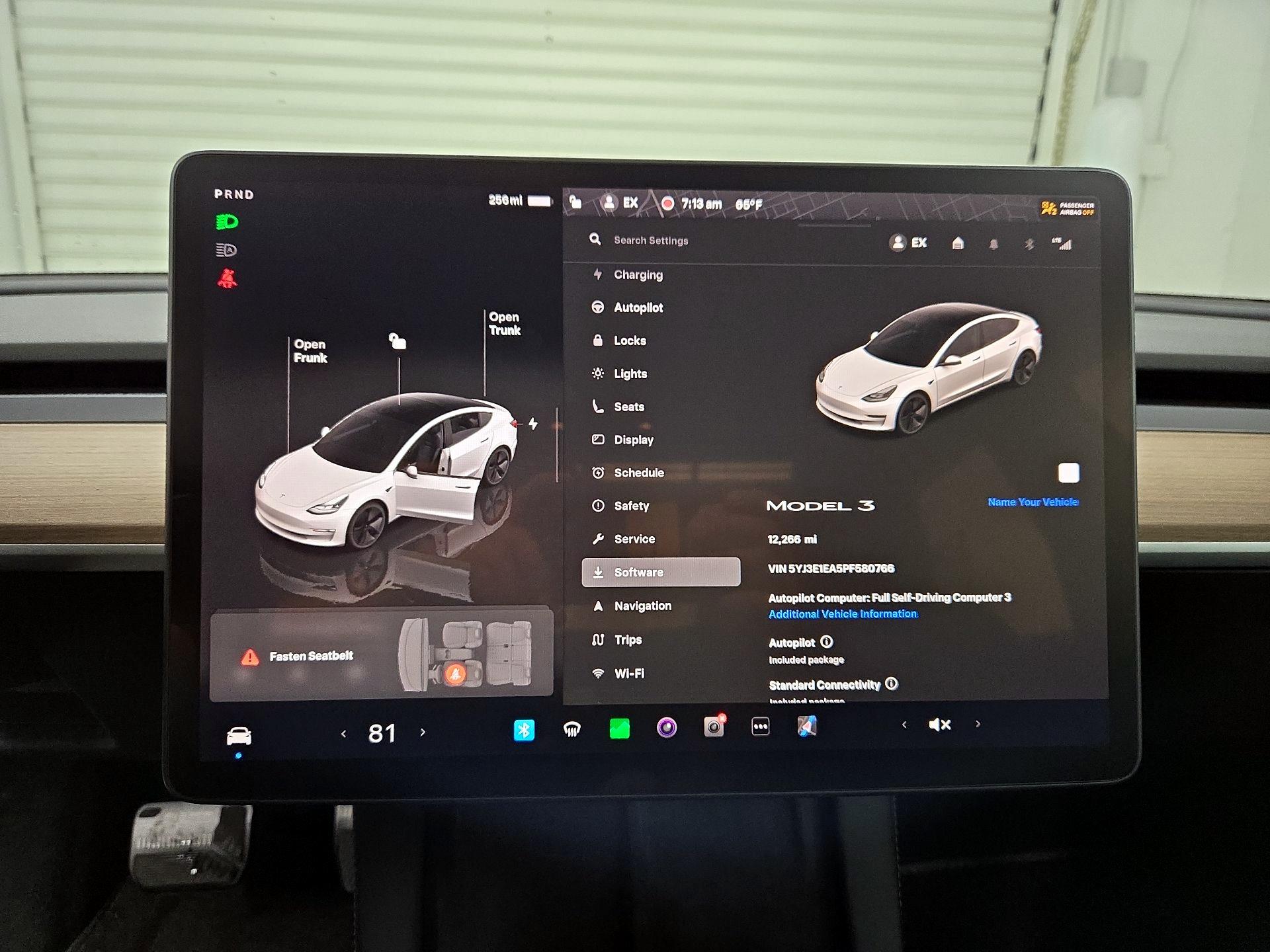 Thumbnail: 2023 Tesla Model 3 - 13