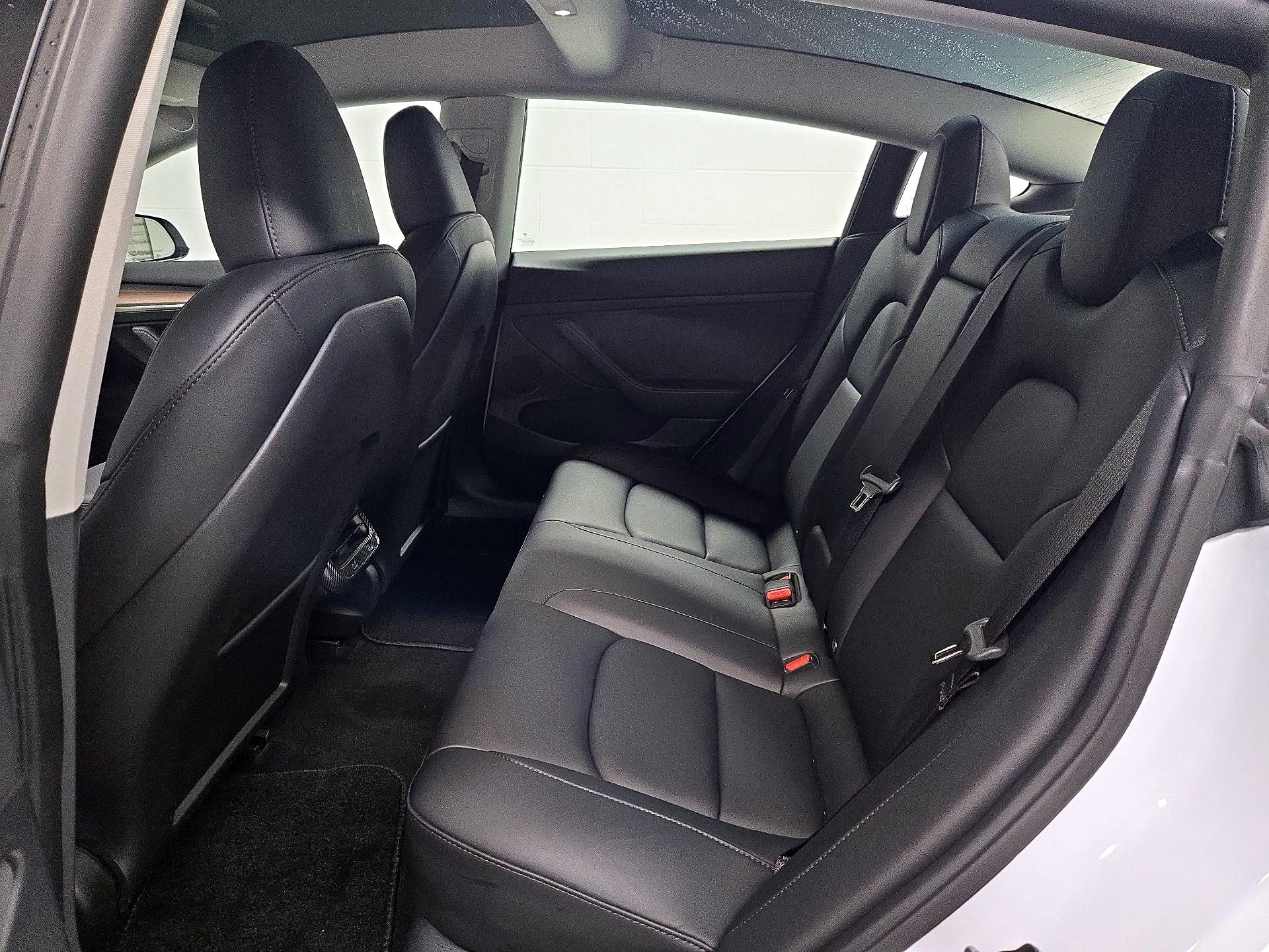 Thumbnail: 2023 Tesla Model 3 - 20