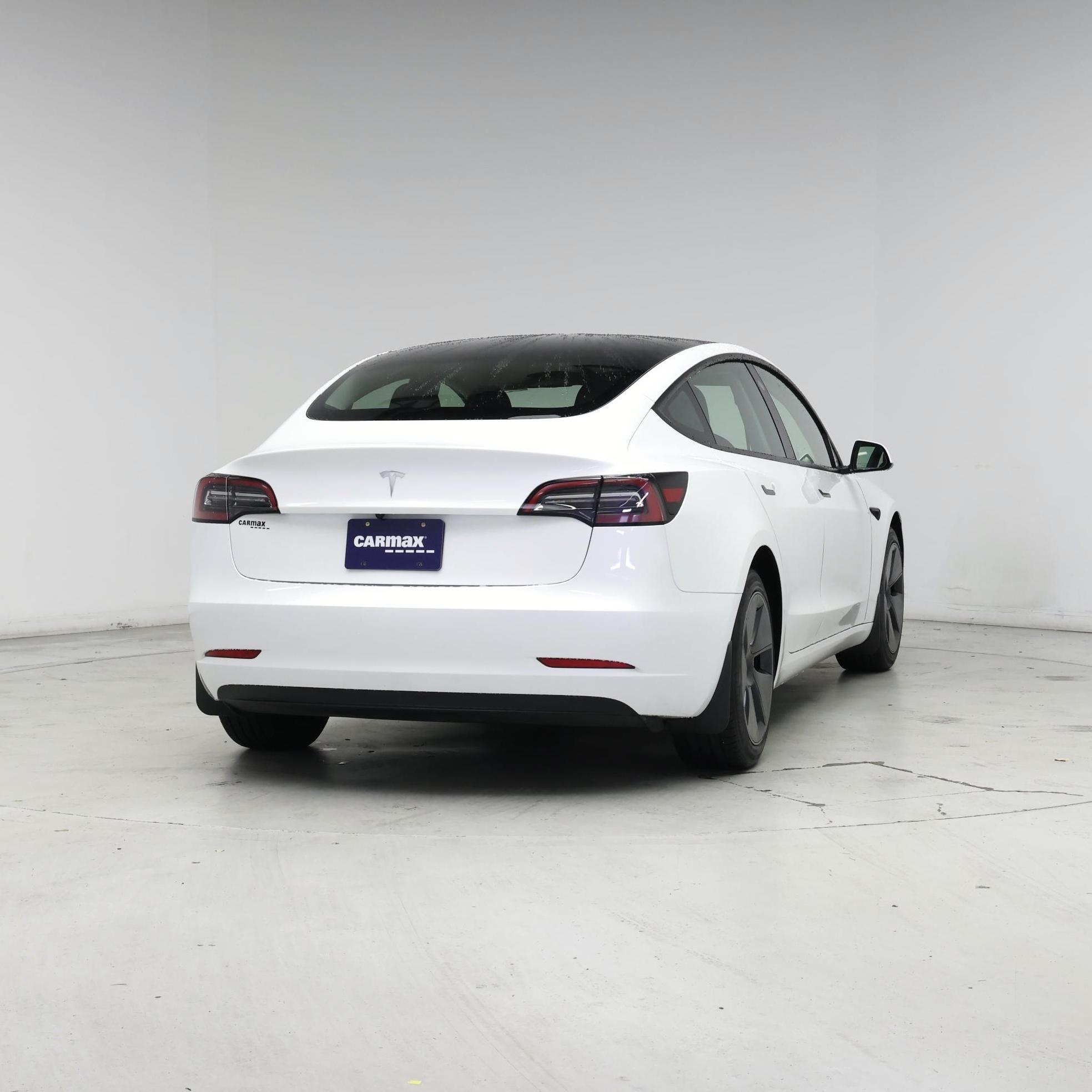 Thumbnail: 2023 Tesla Model 3 - 8