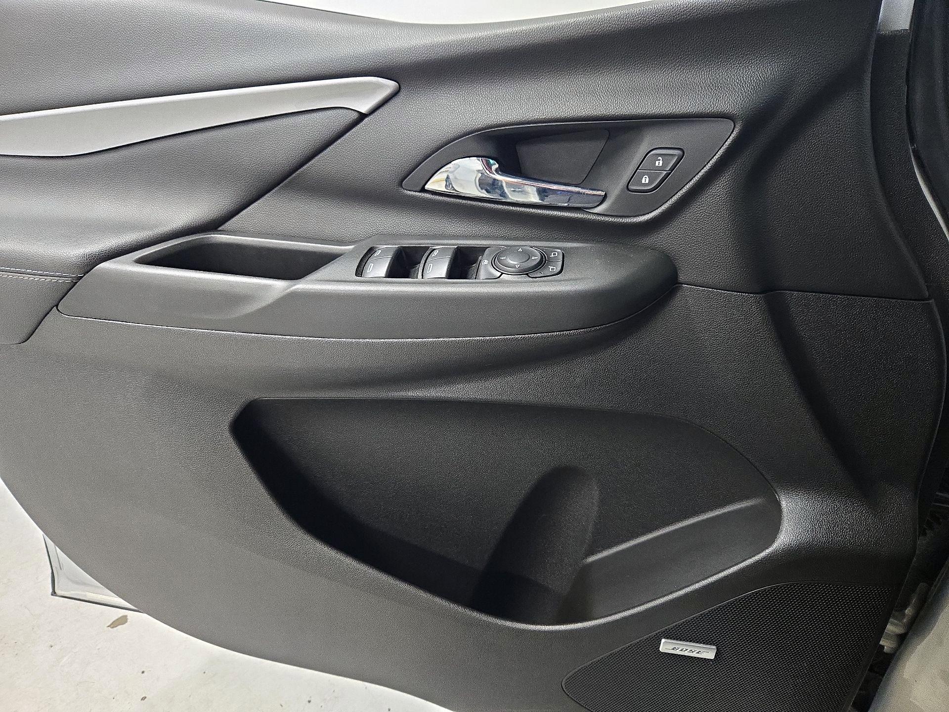 Thumbnail: 2022 Chevrolet Bolt EV - 12