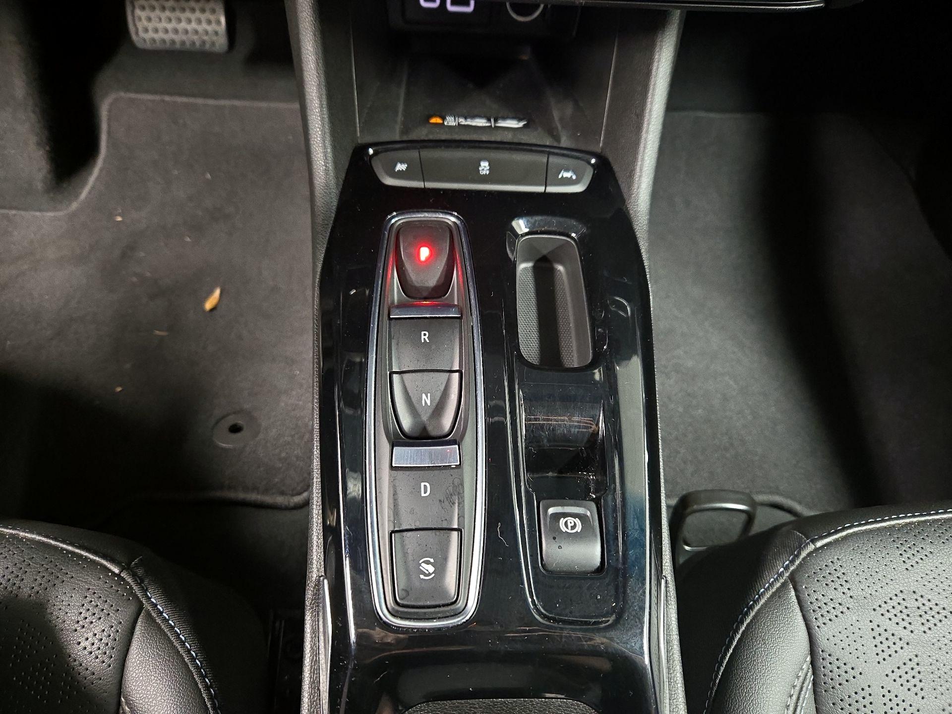 Thumbnail: 2022 Chevrolet Bolt EV - 17