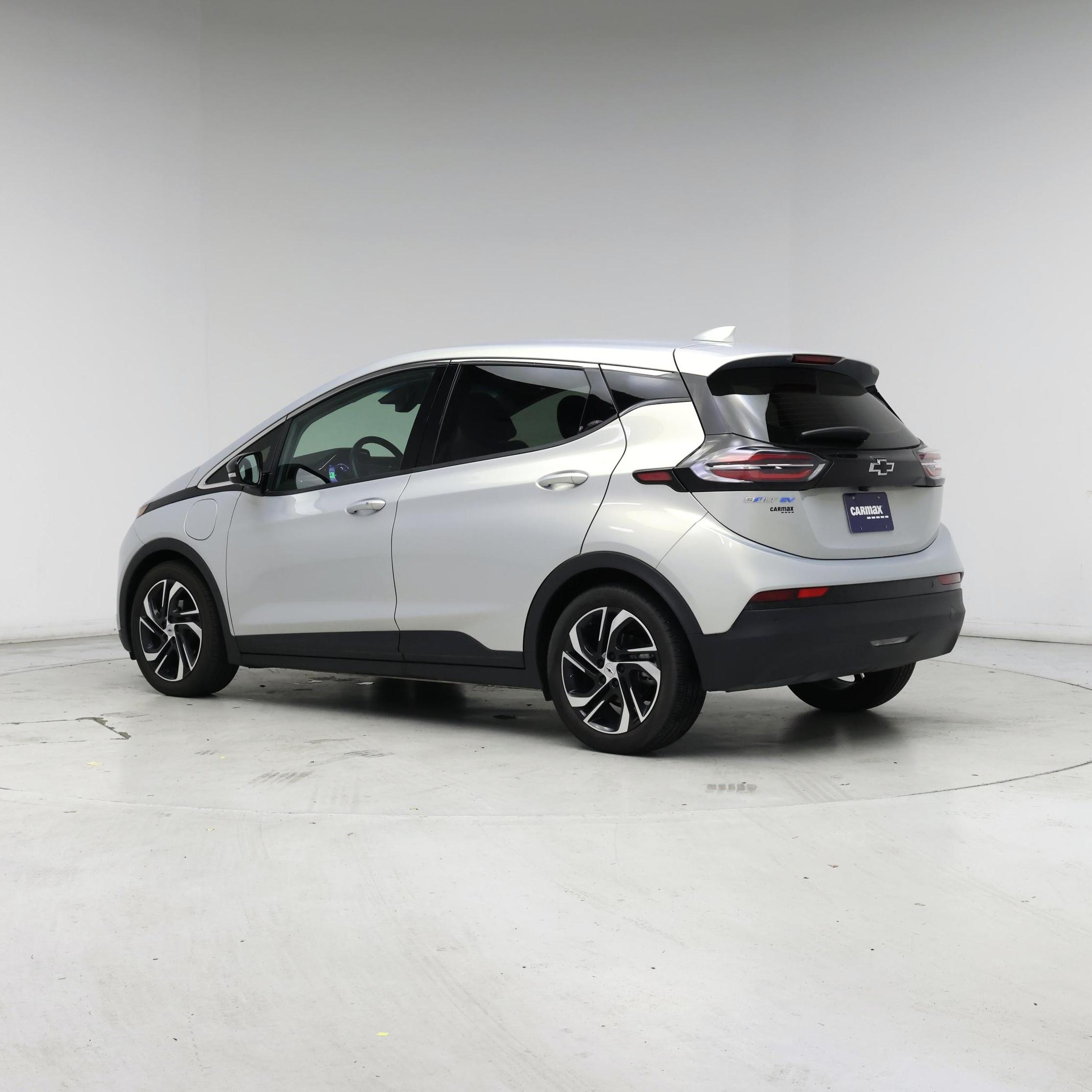 Thumbnail: 2022 Chevrolet Bolt EV - 2