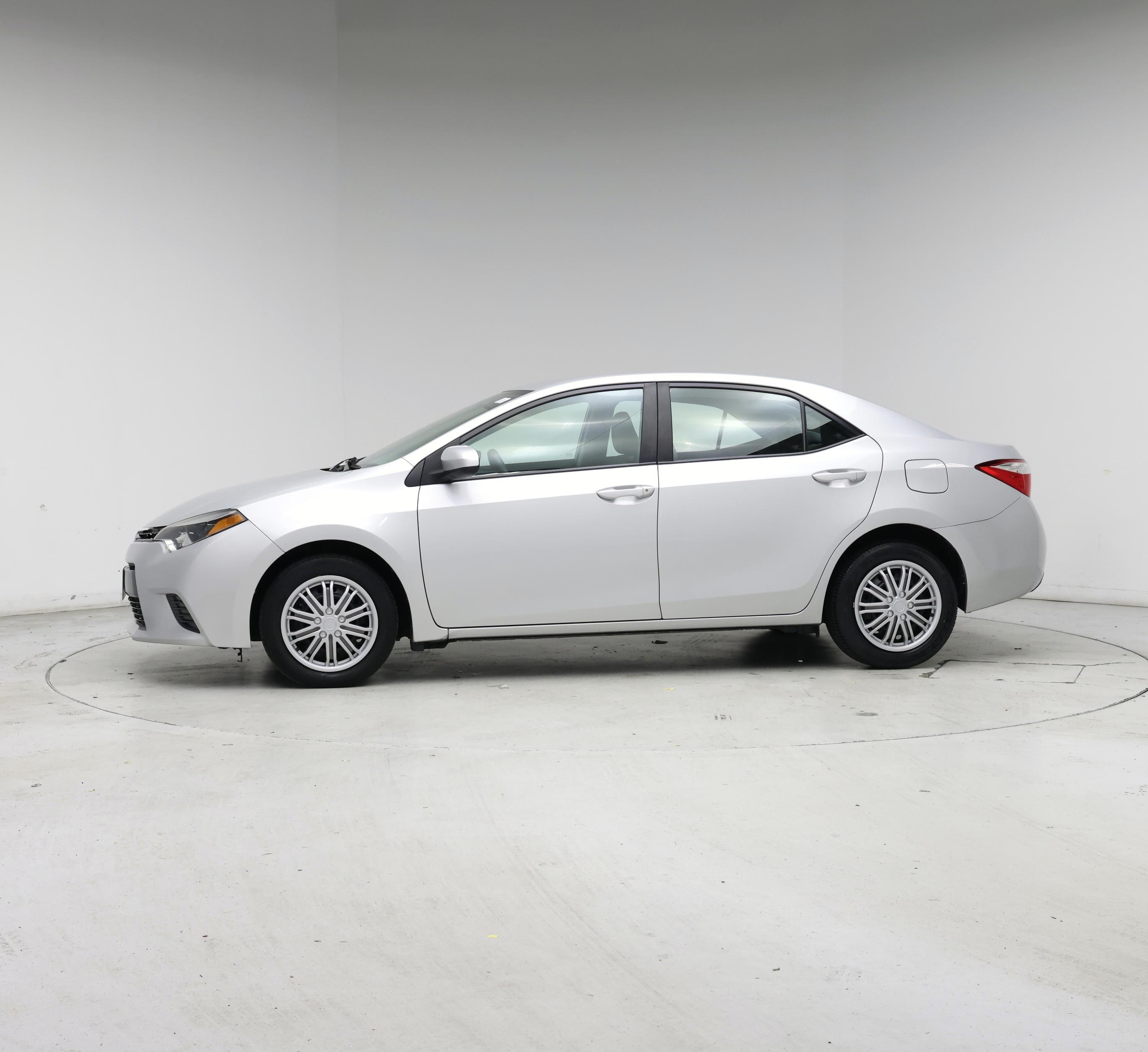 Thumbnail: 2016 Toyota Corolla - 3