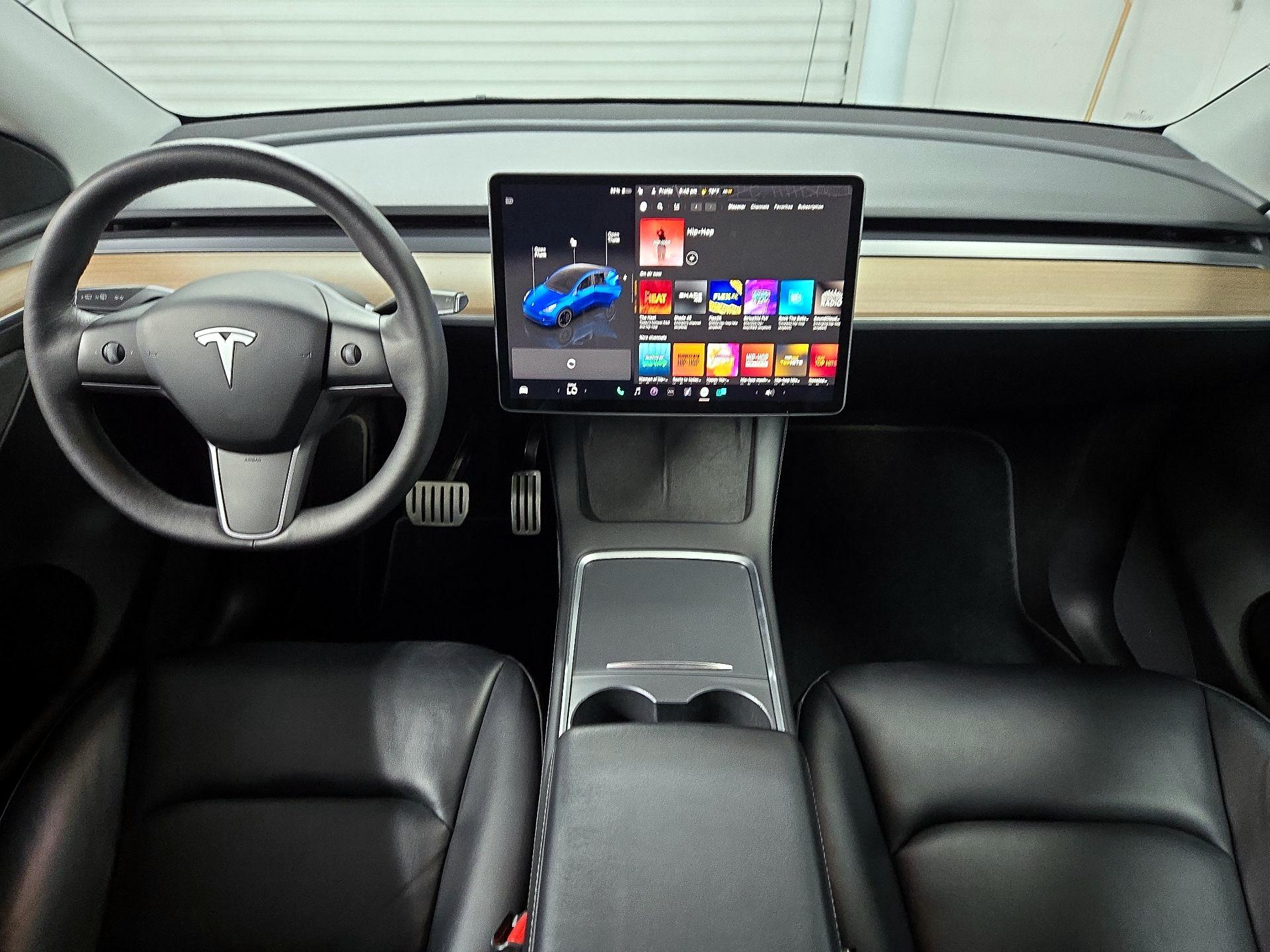 Thumbnail: 2022 Tesla Model Y - 9