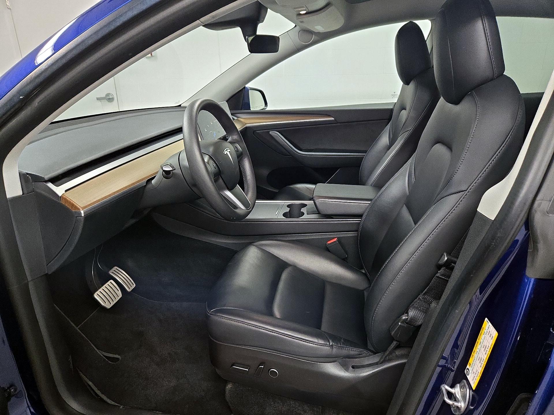 Thumbnail: 2022 Tesla Model Y - 11