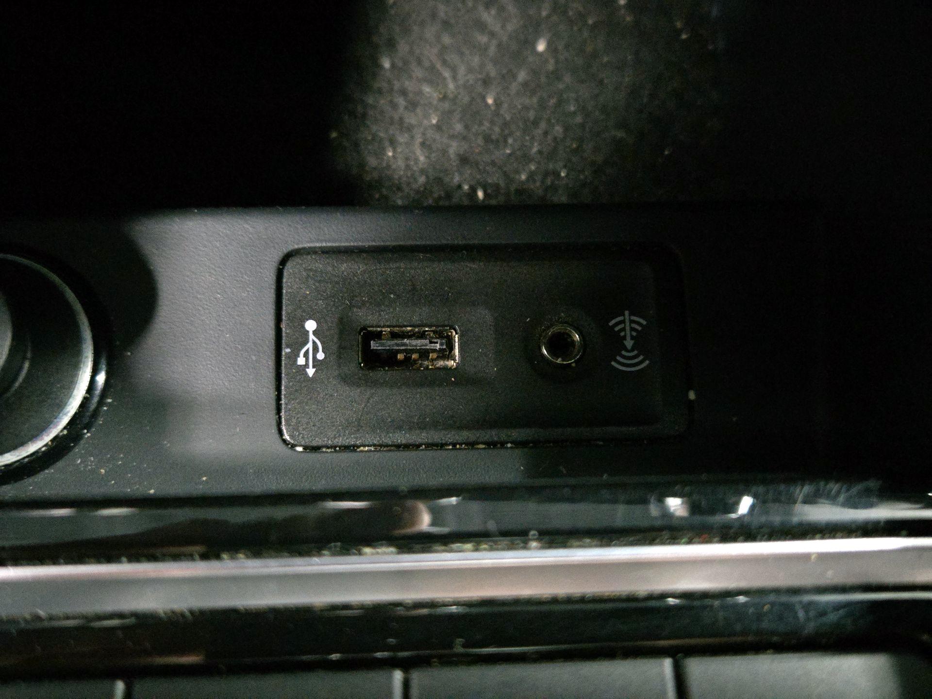 Thumbnail: 2016 Volkswagen Jetta - 19