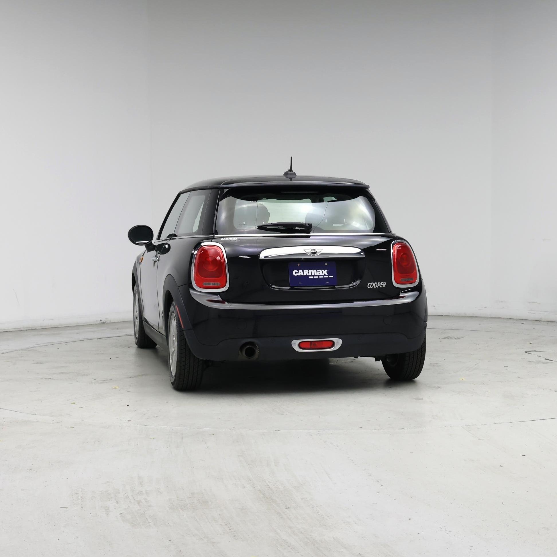 Thumbnail: 2015 MINI Cooper Hardtop - 6