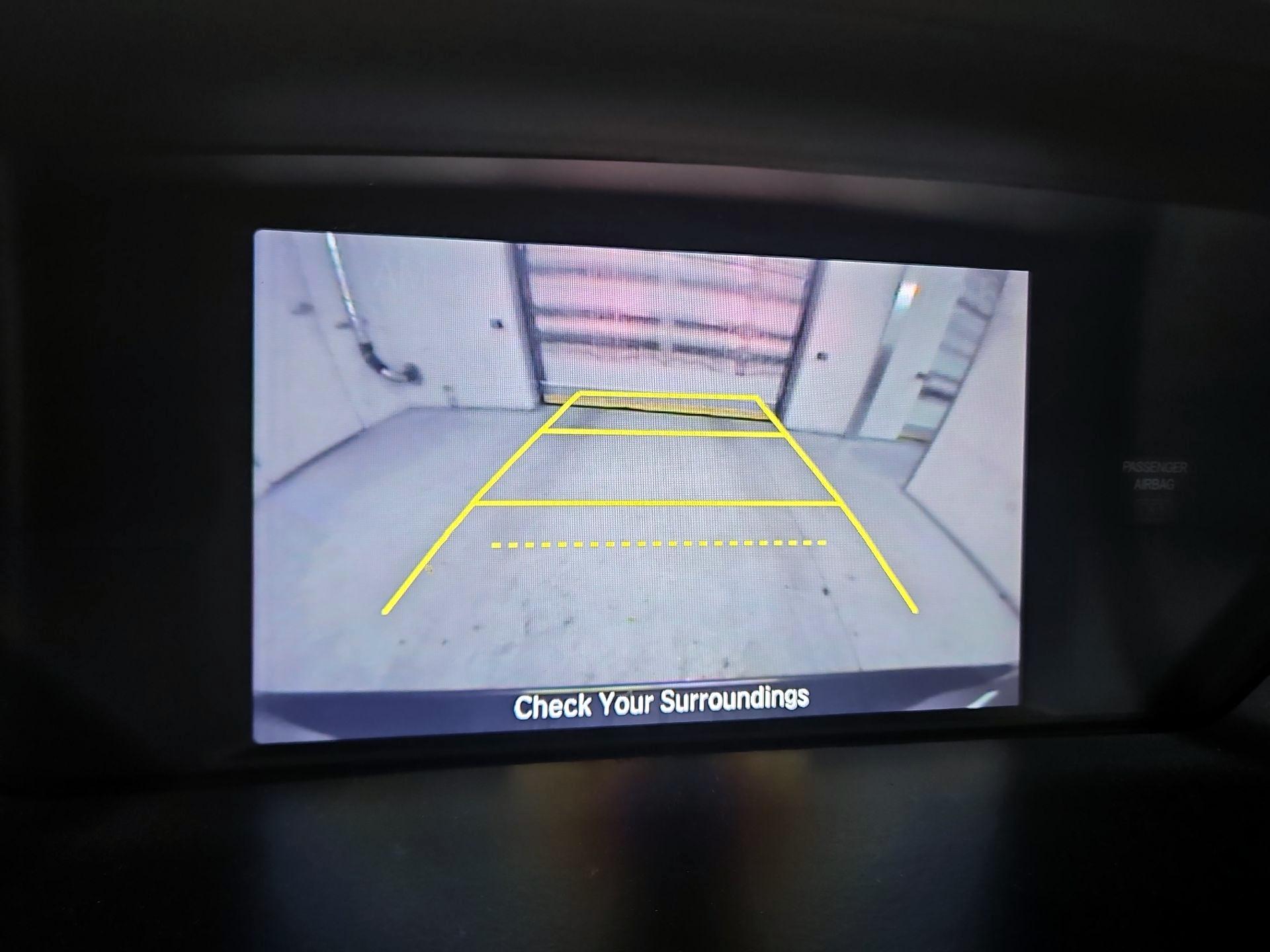 Thumbnail: 2016 Honda Odyssey - 14