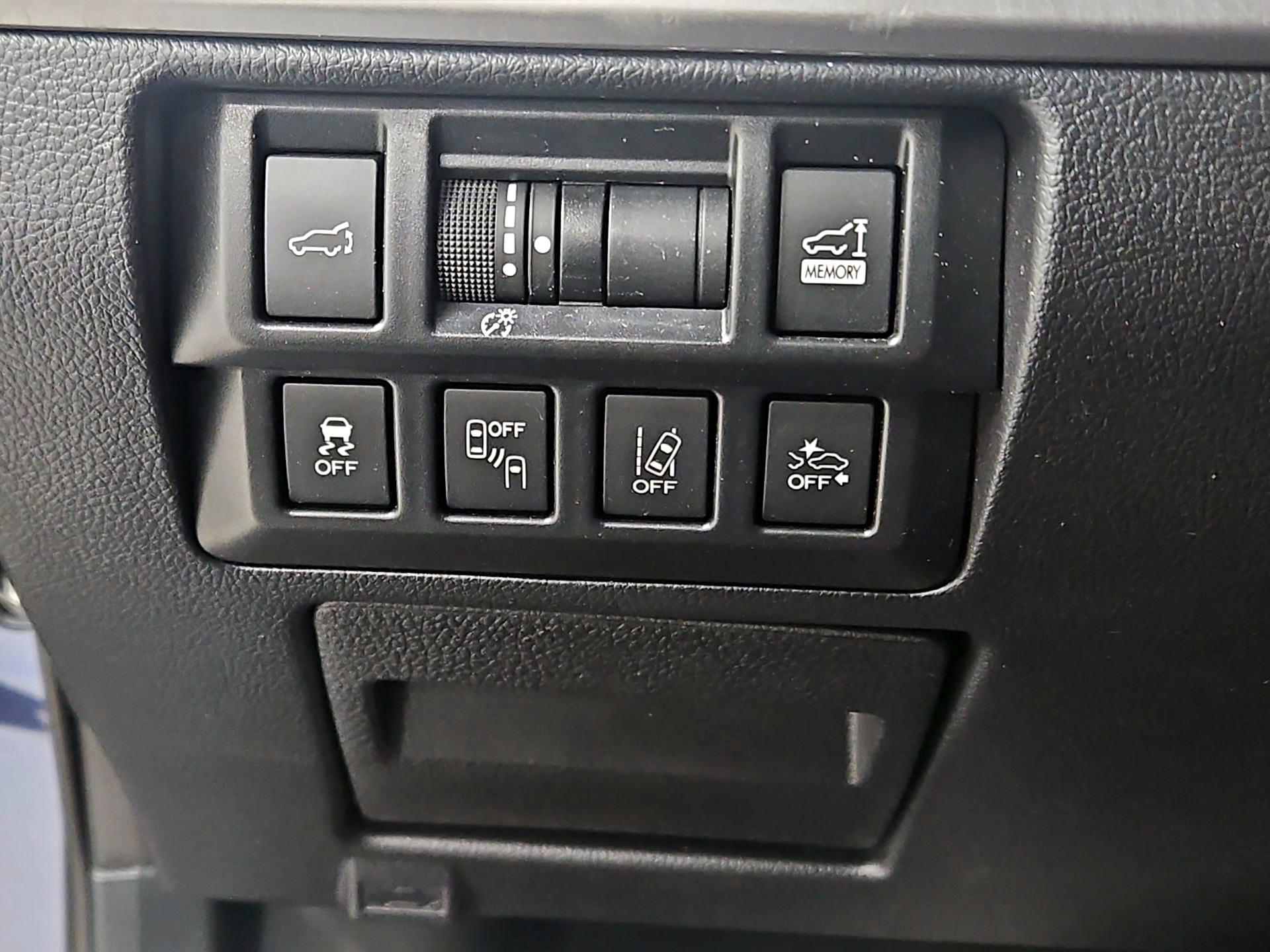 Thumbnail: 2018 Subaru Outback - 13