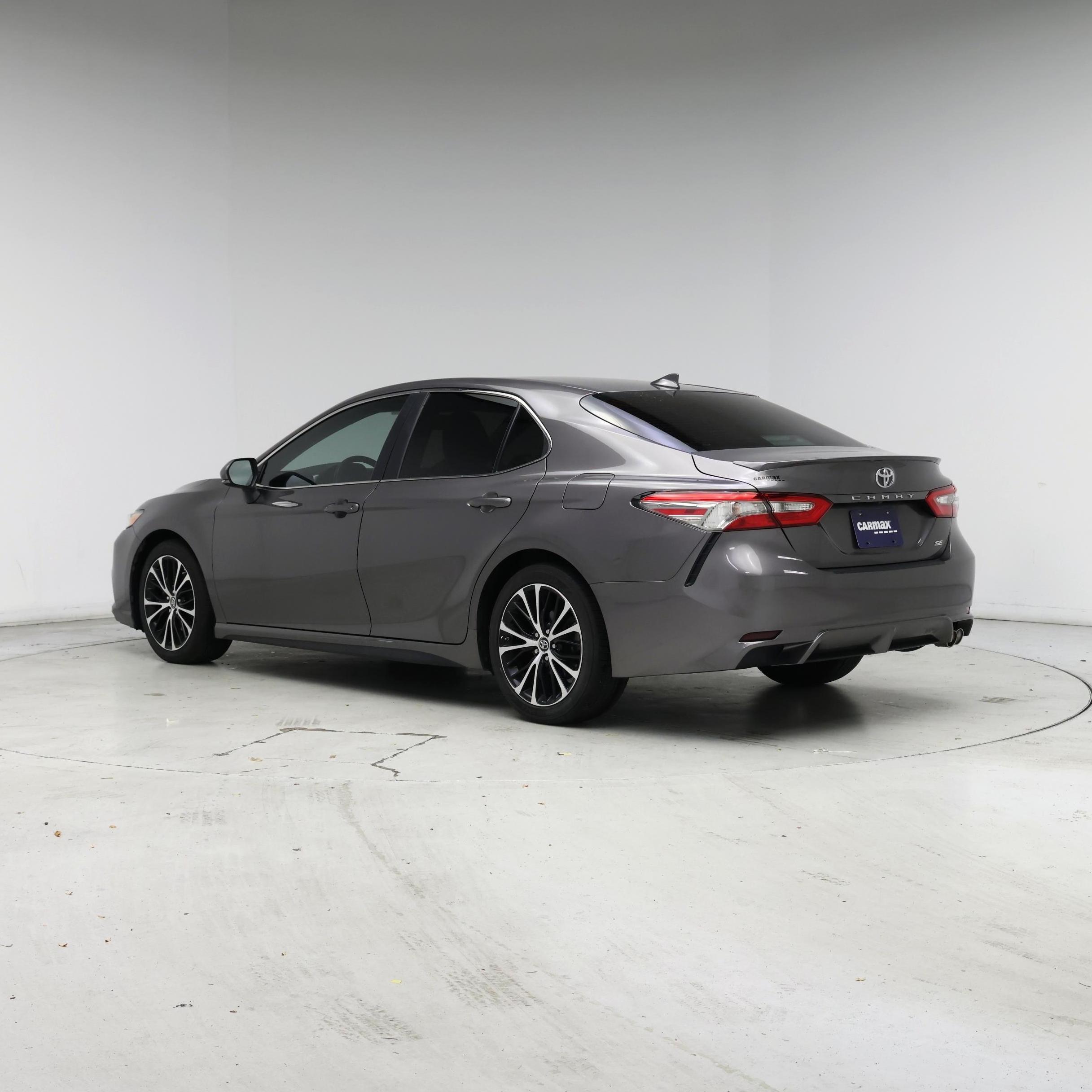 Thumbnail: 2018 Toyota Camry - 2