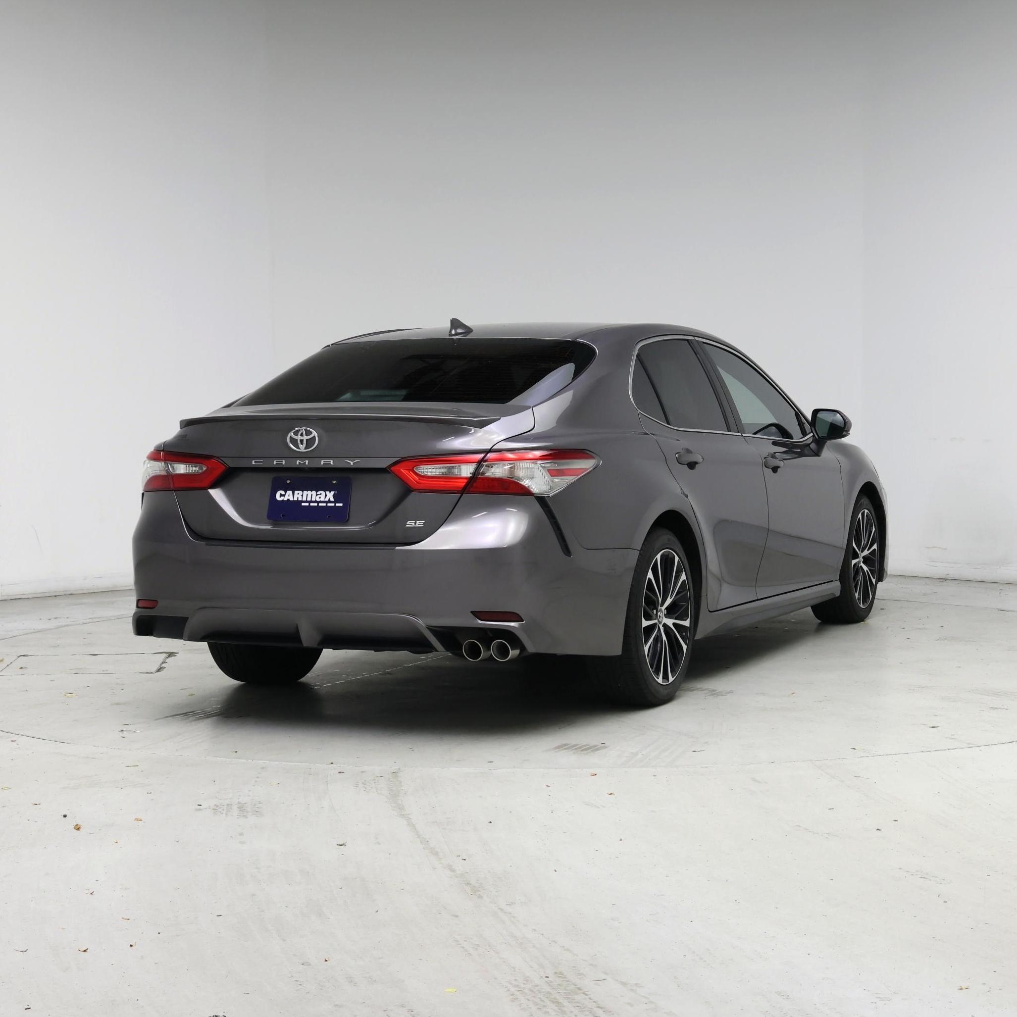 Thumbnail: 2018 Toyota Camry - 8