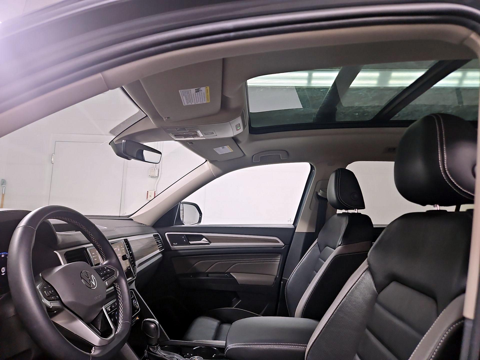 Thumbnail: 2021 Volkswagen Atlas - 20