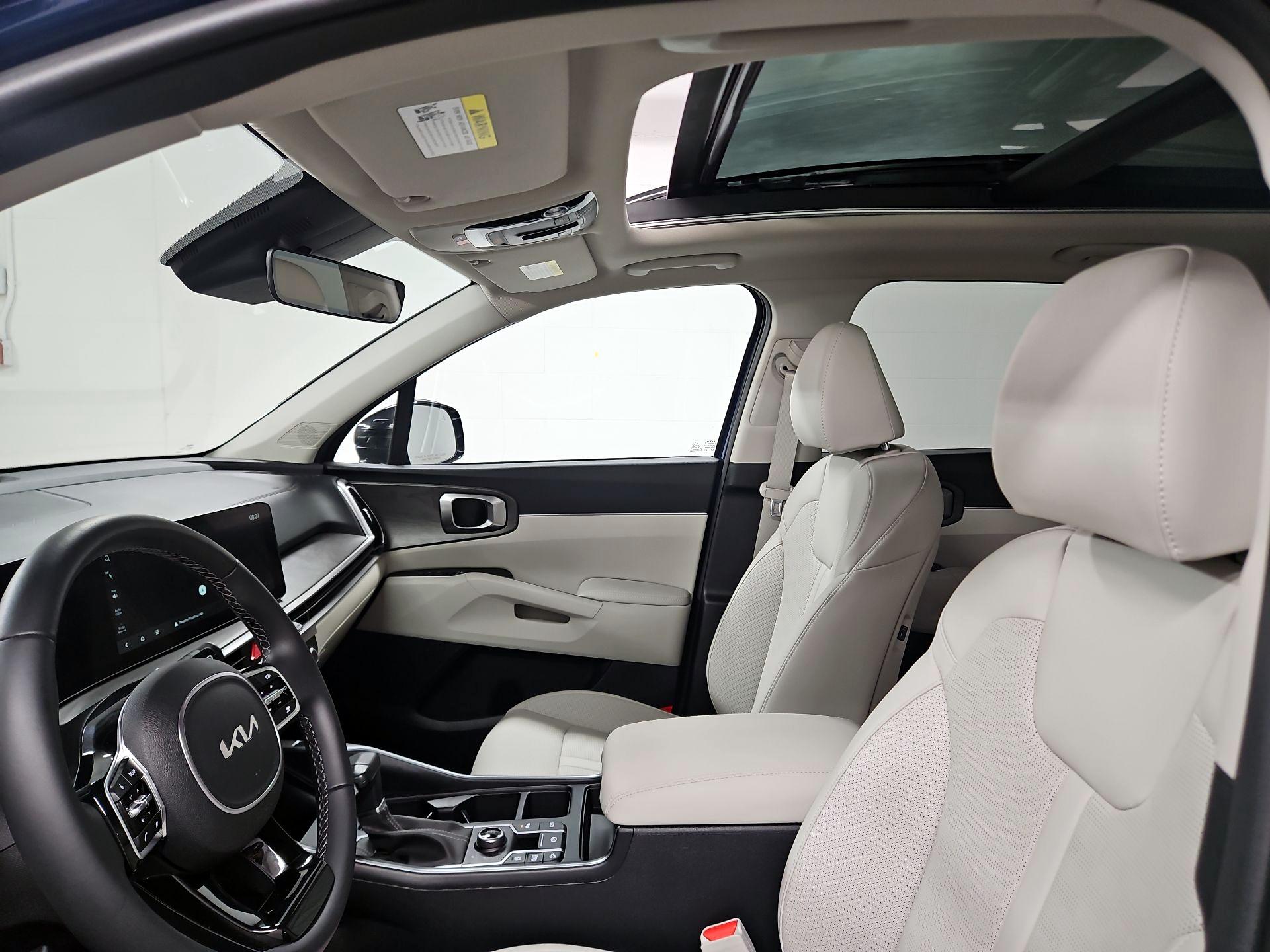 Thumbnail: 2024 Kia Sorento - 20