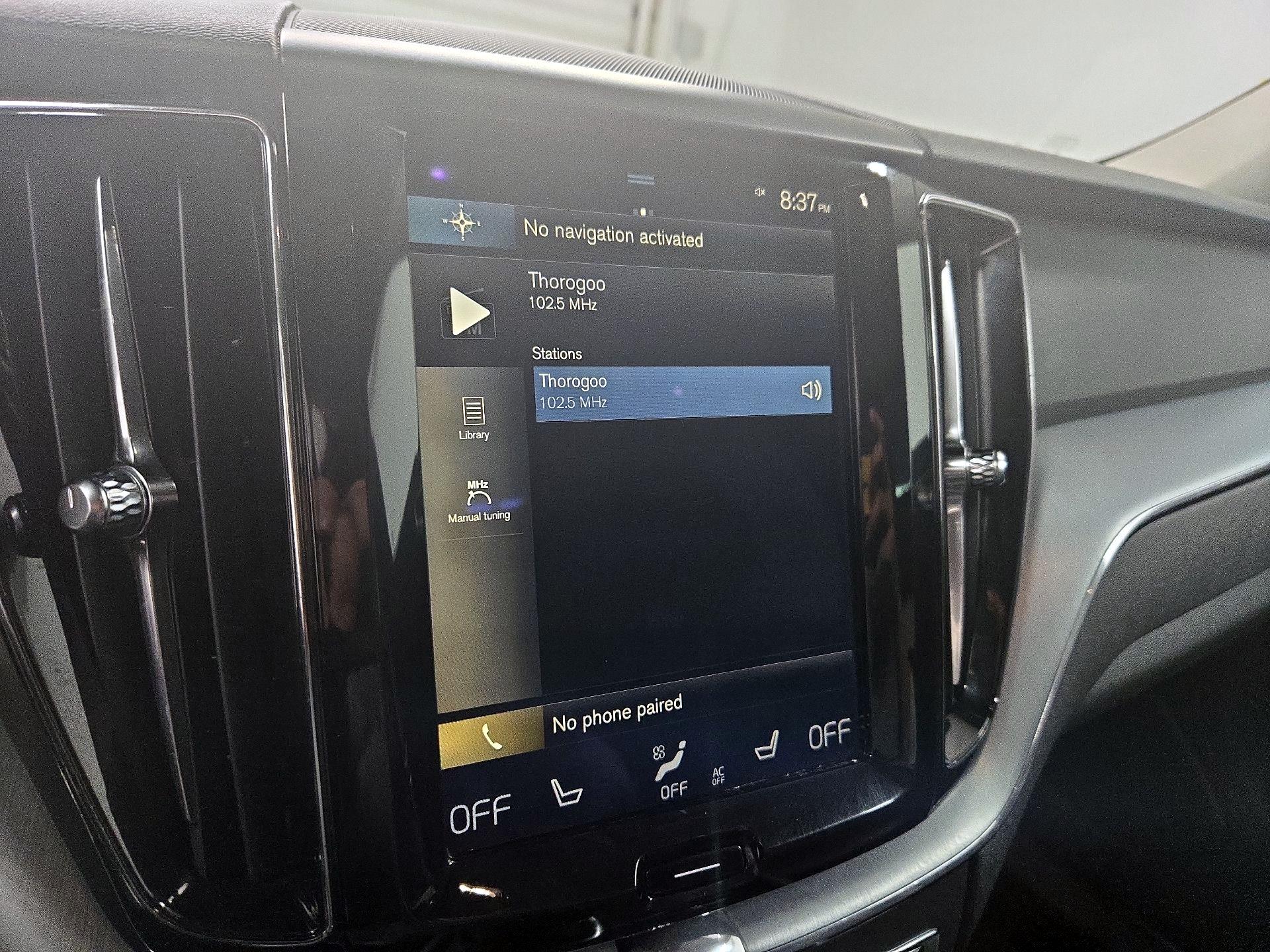 Thumbnail: 2018 Volvo XC60 - 15