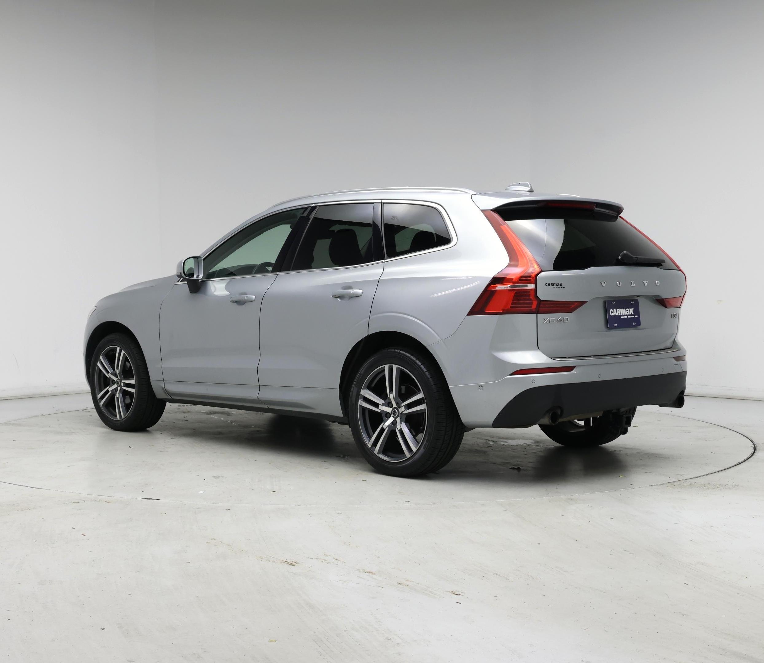 Thumbnail: 2018 Volvo XC60 - 2