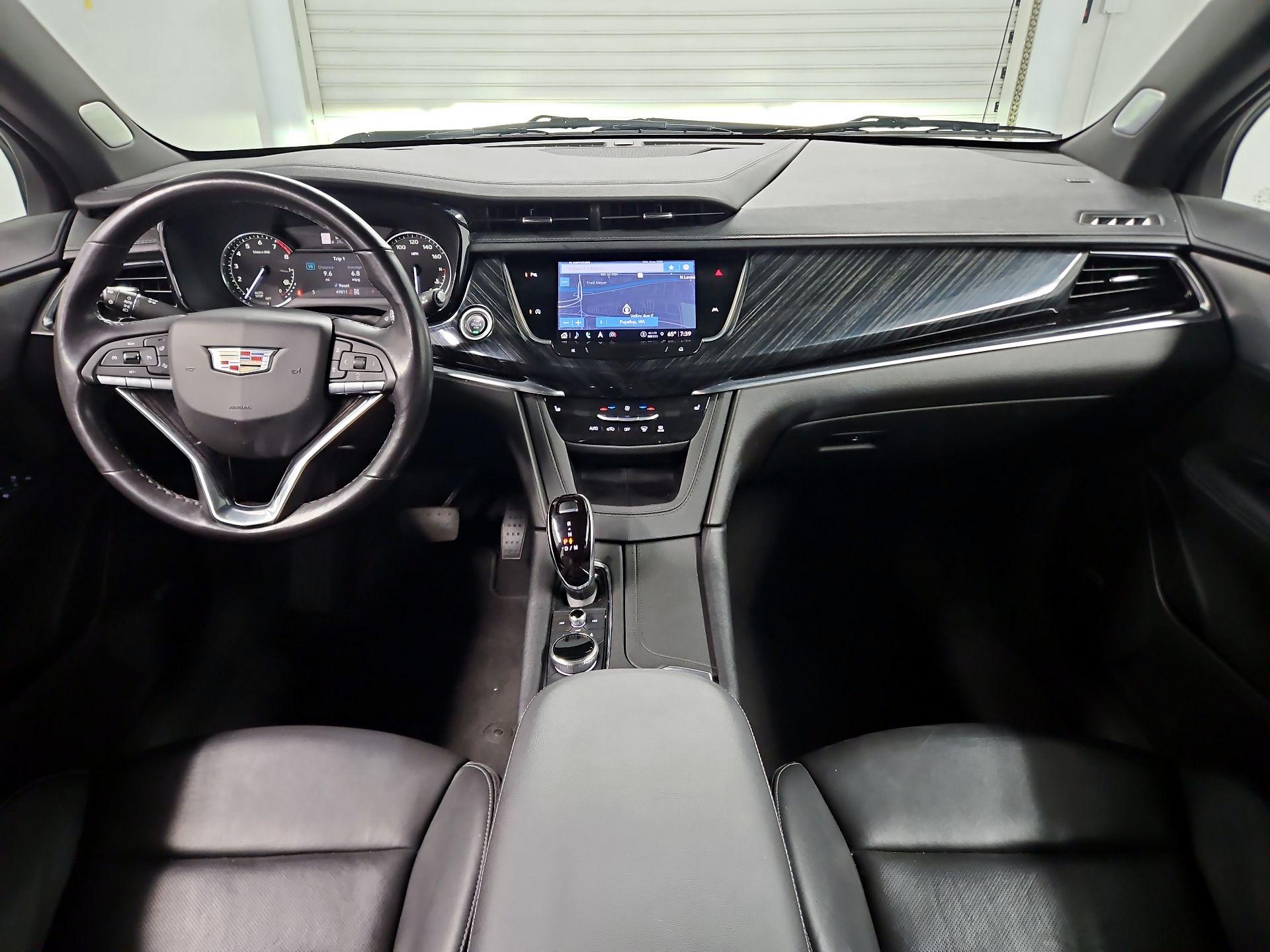 Thumbnail: 2022 Cadillac XT6 - 9