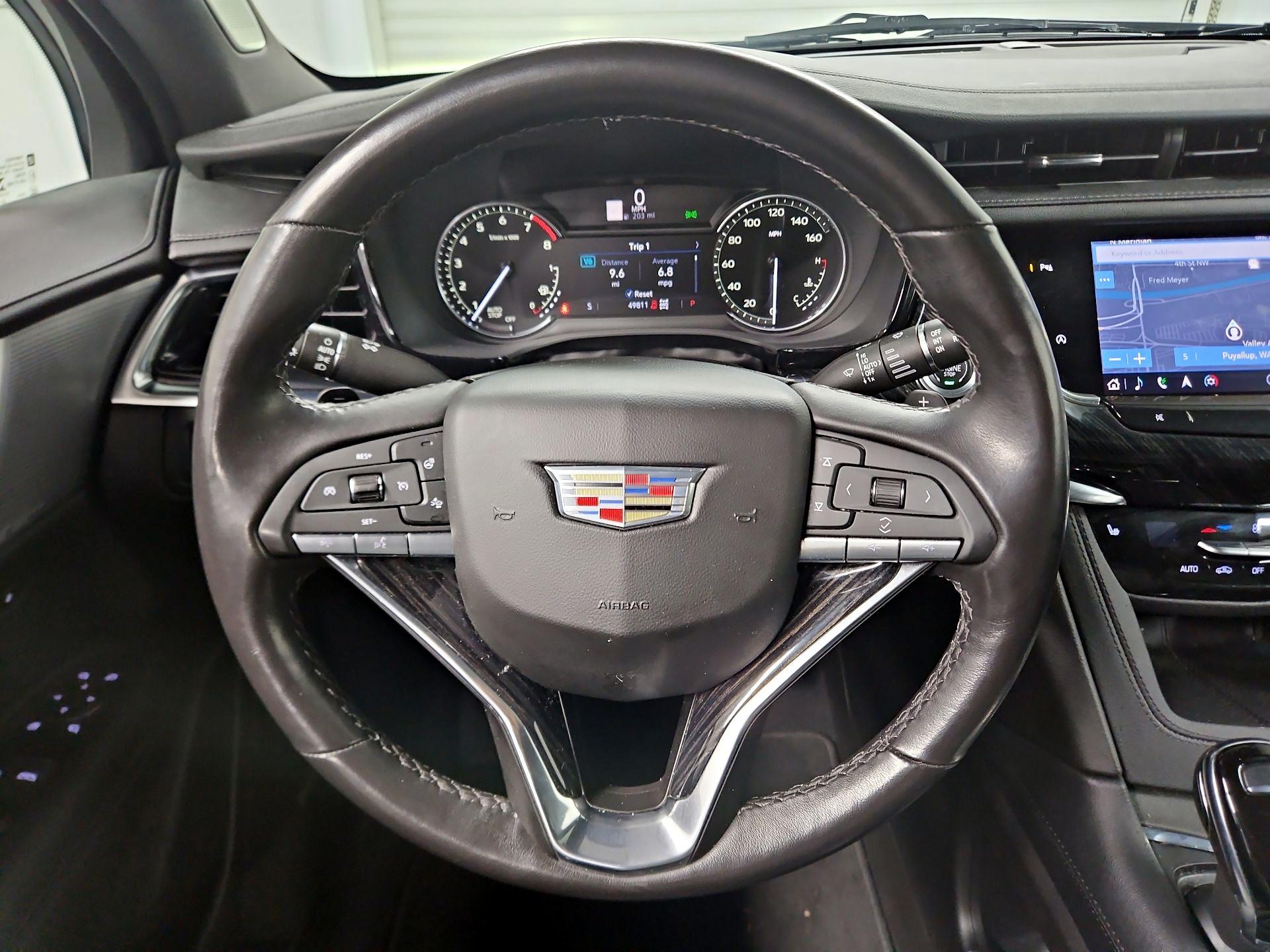 Thumbnail: 2022 Cadillac XT6 - 10