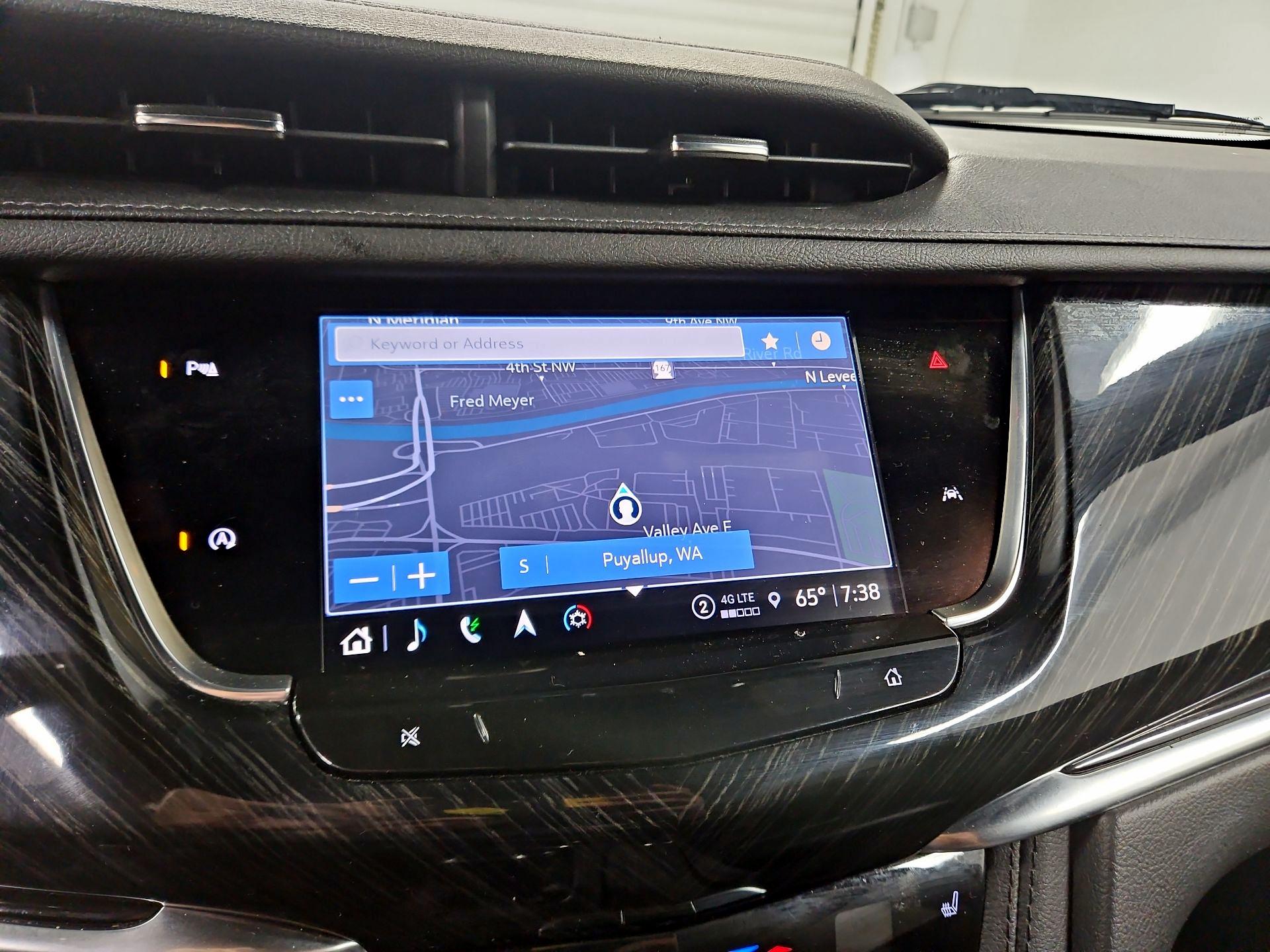 Thumbnail: 2022 Cadillac XT6 - 14