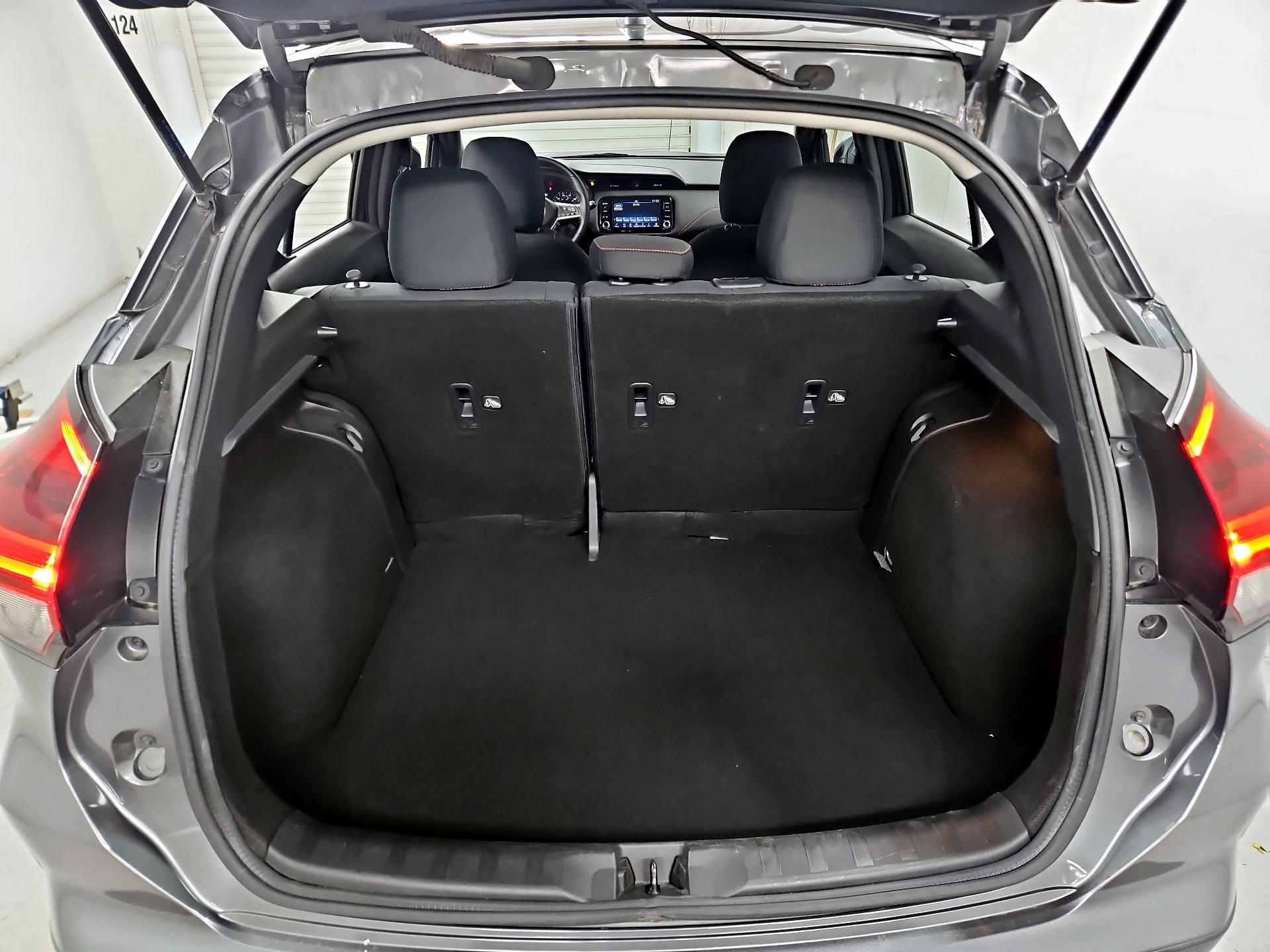 Thumbnail: 2021 Nissan Kicks - 19