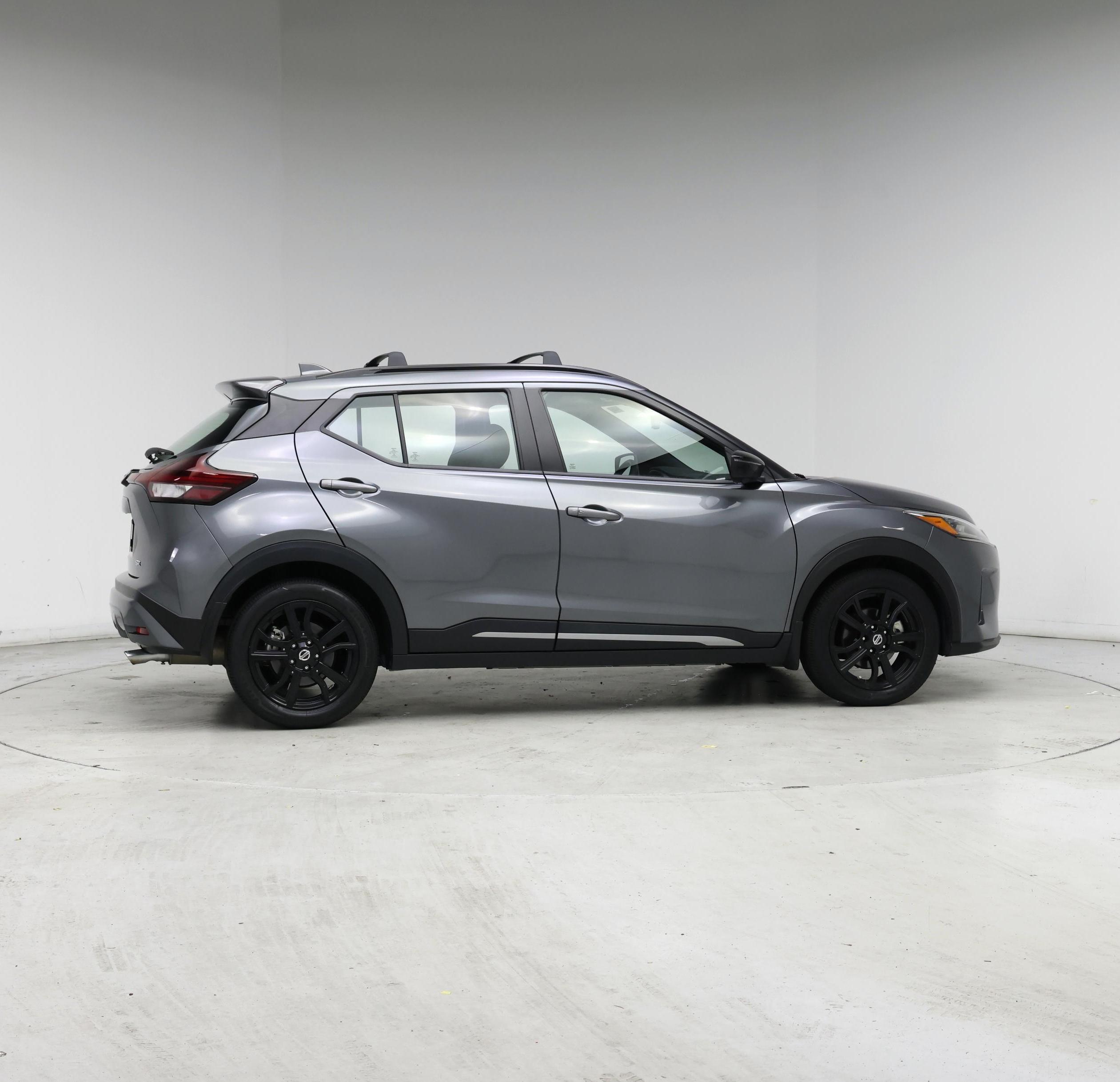 Thumbnail: 2021 Nissan Kicks - 7