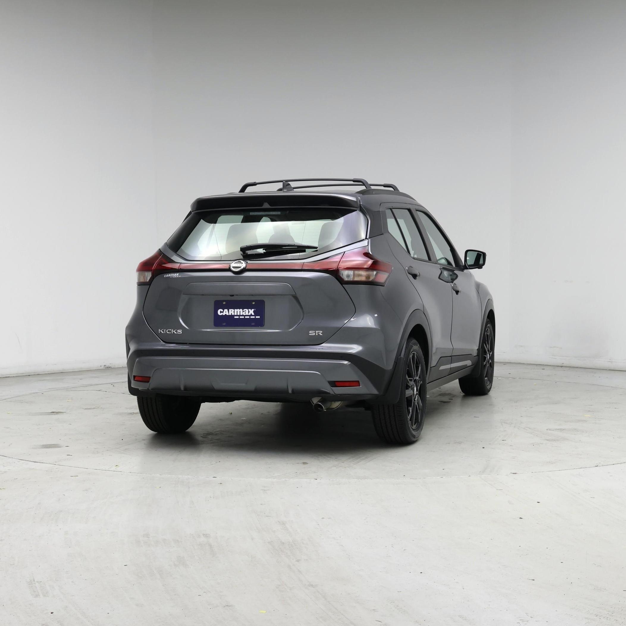 Thumbnail: 2021 Nissan Kicks - 8
