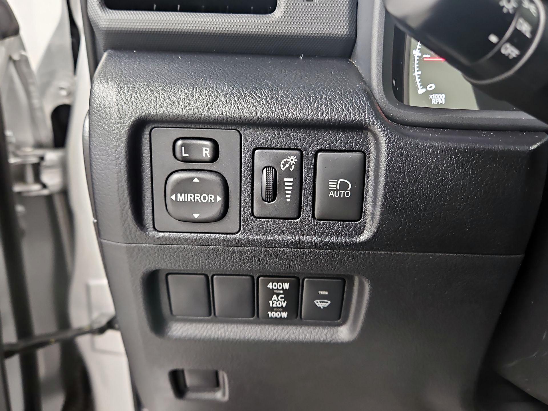 Thumbnail: 2022 Toyota 4Runner - 13