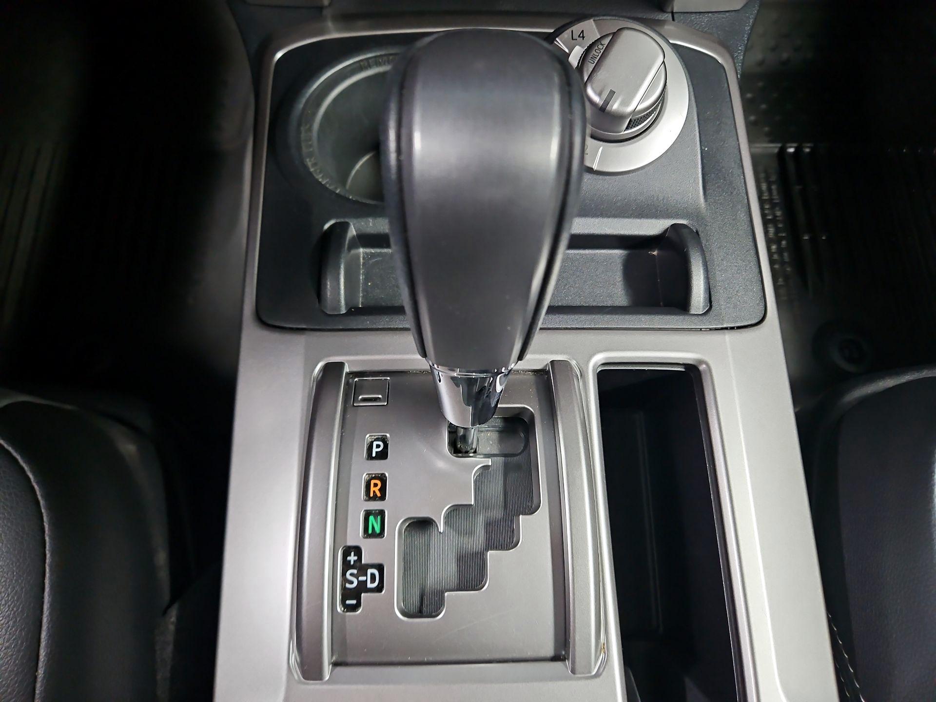 Thumbnail: 2022 Toyota 4Runner - 18