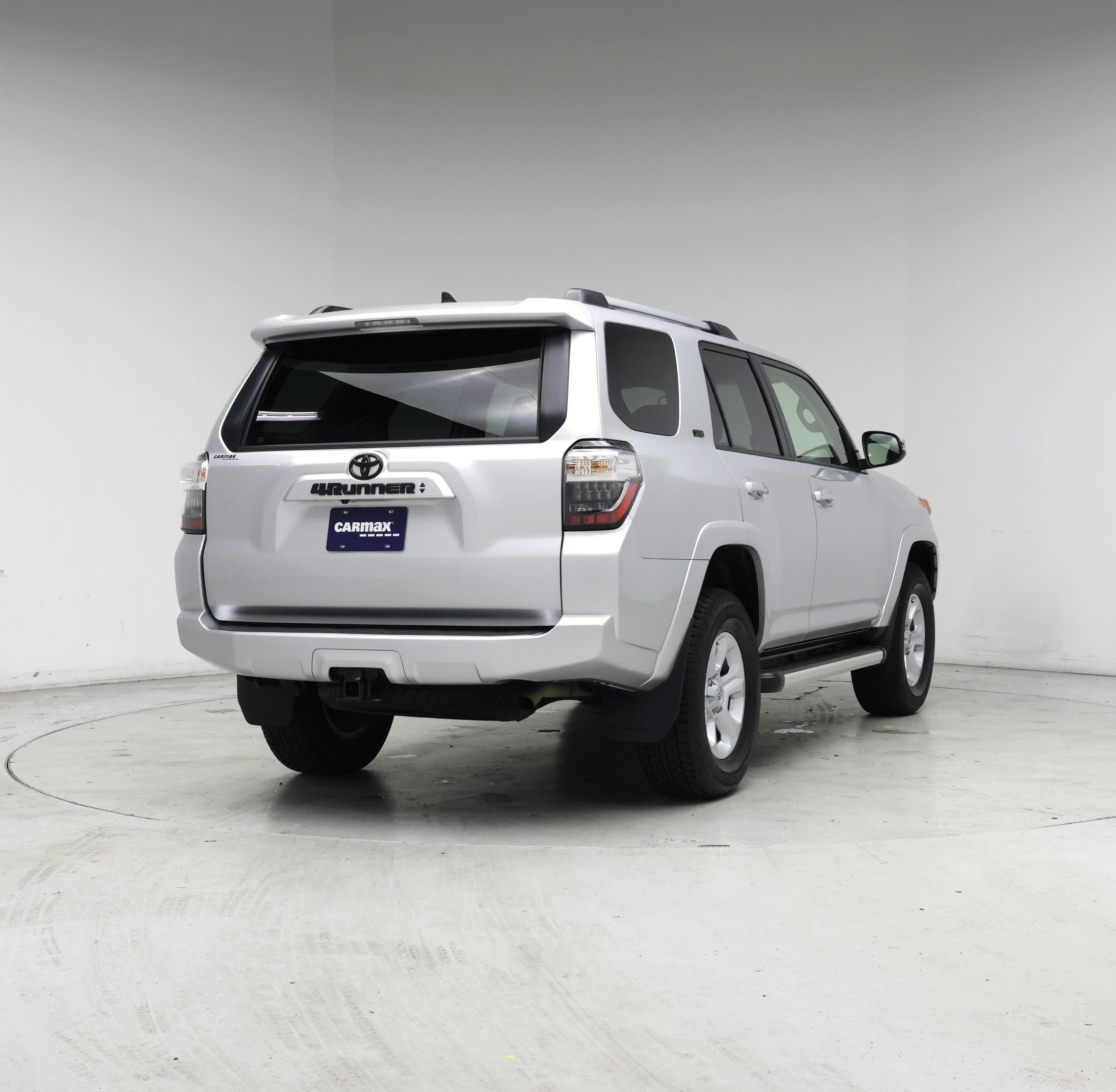 Thumbnail: 2022 Toyota 4Runner - 8