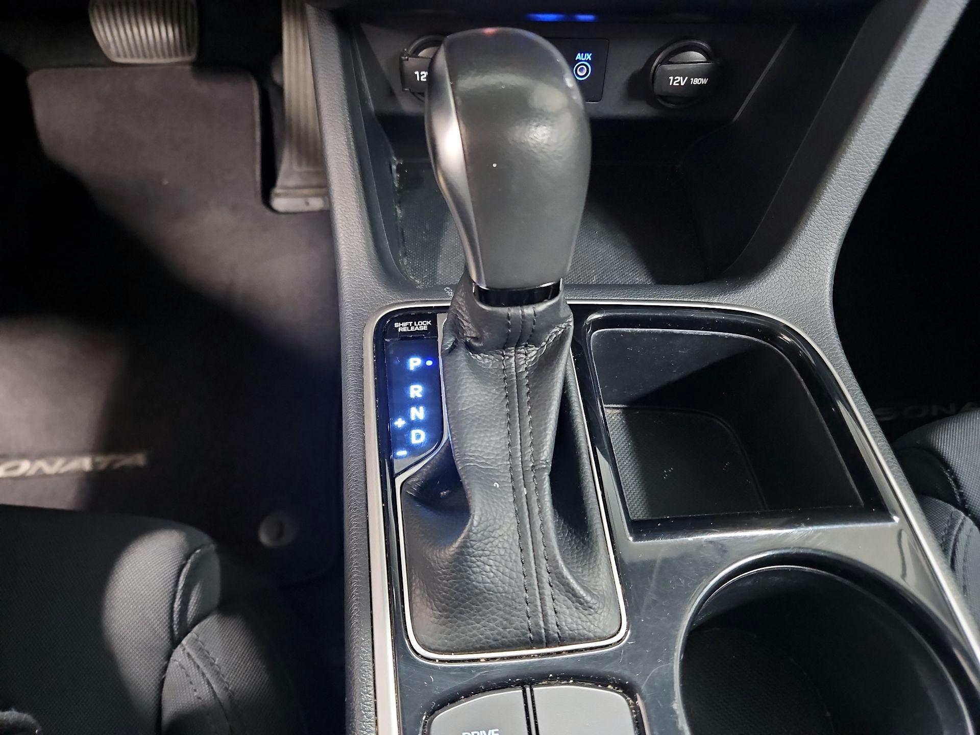 Thumbnail: 2018 Hyundai Sonata - 17