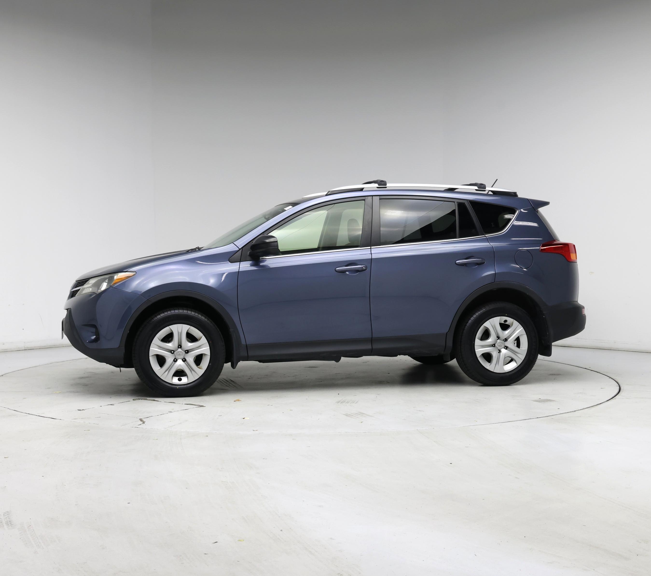 Thumbnail: 2014 Toyota RAV4 - 3