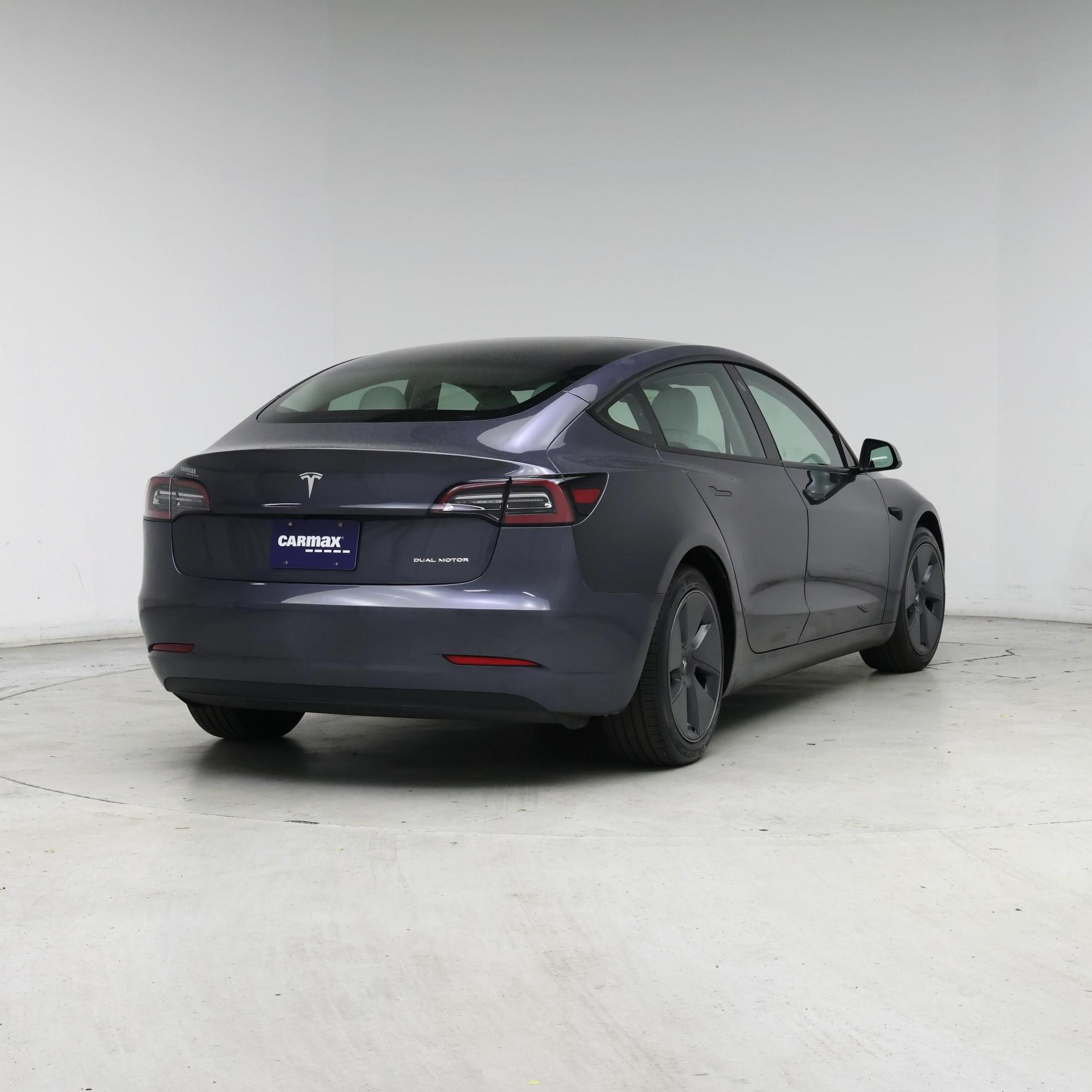 Thumbnail: 2022 Tesla Model 3 - 8