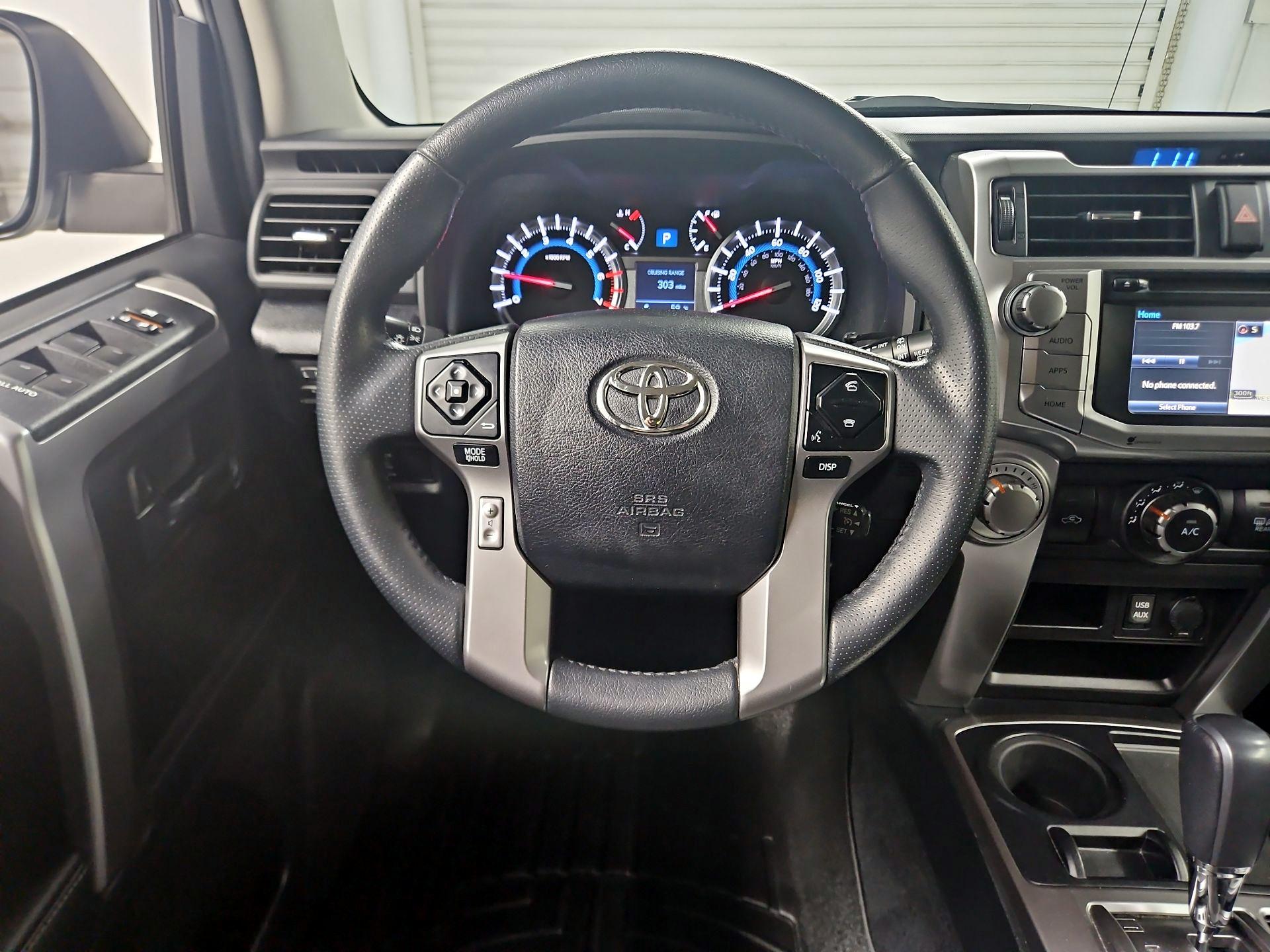 Thumbnail: 2018 Toyota 4Runner - 10