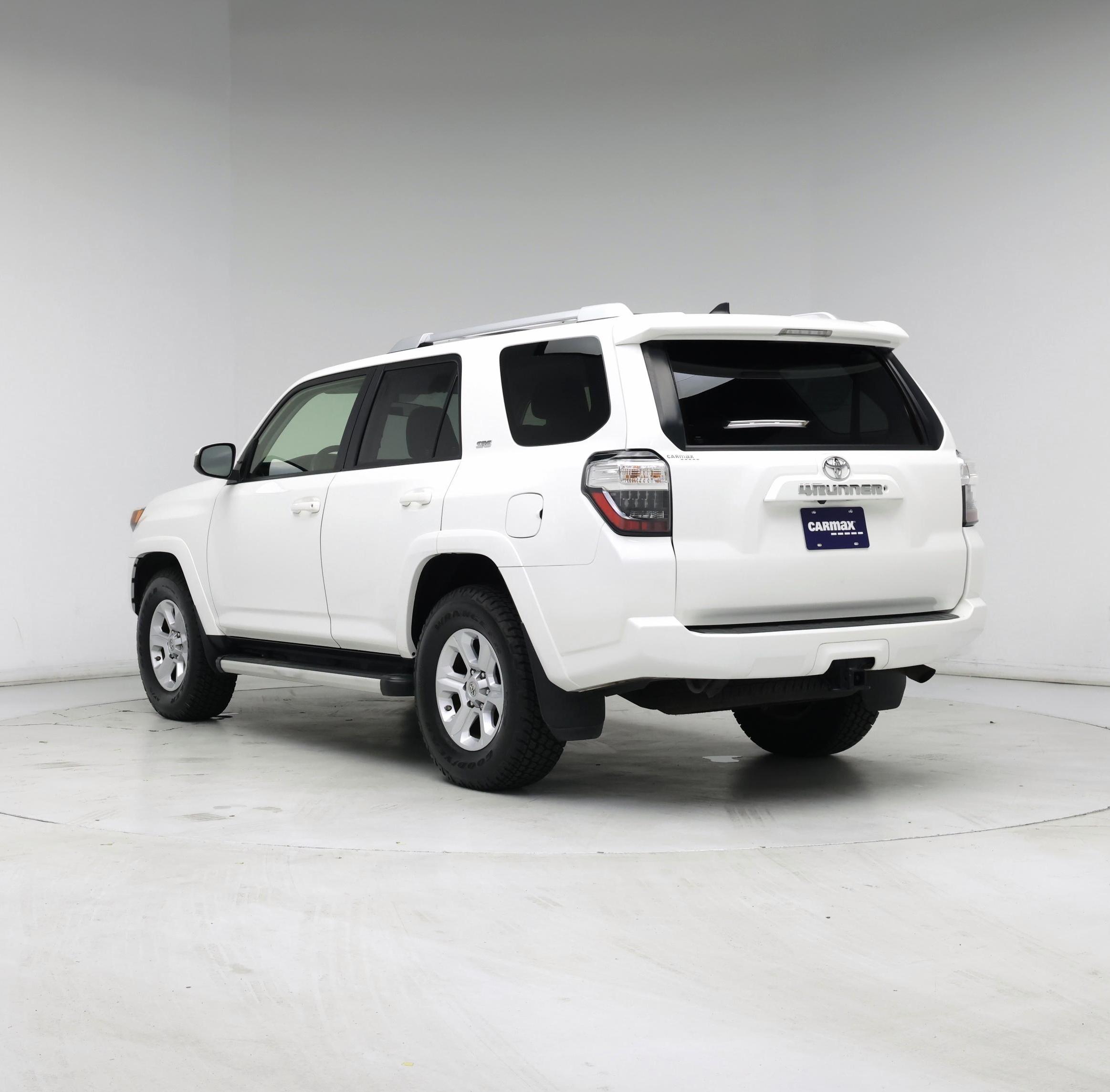 Thumbnail: 2018 Toyota 4Runner - 2