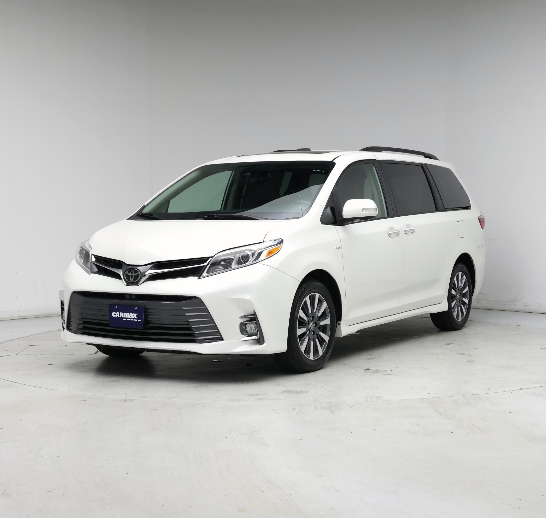Thumbnail: 2020 Toyota Sienna - 4