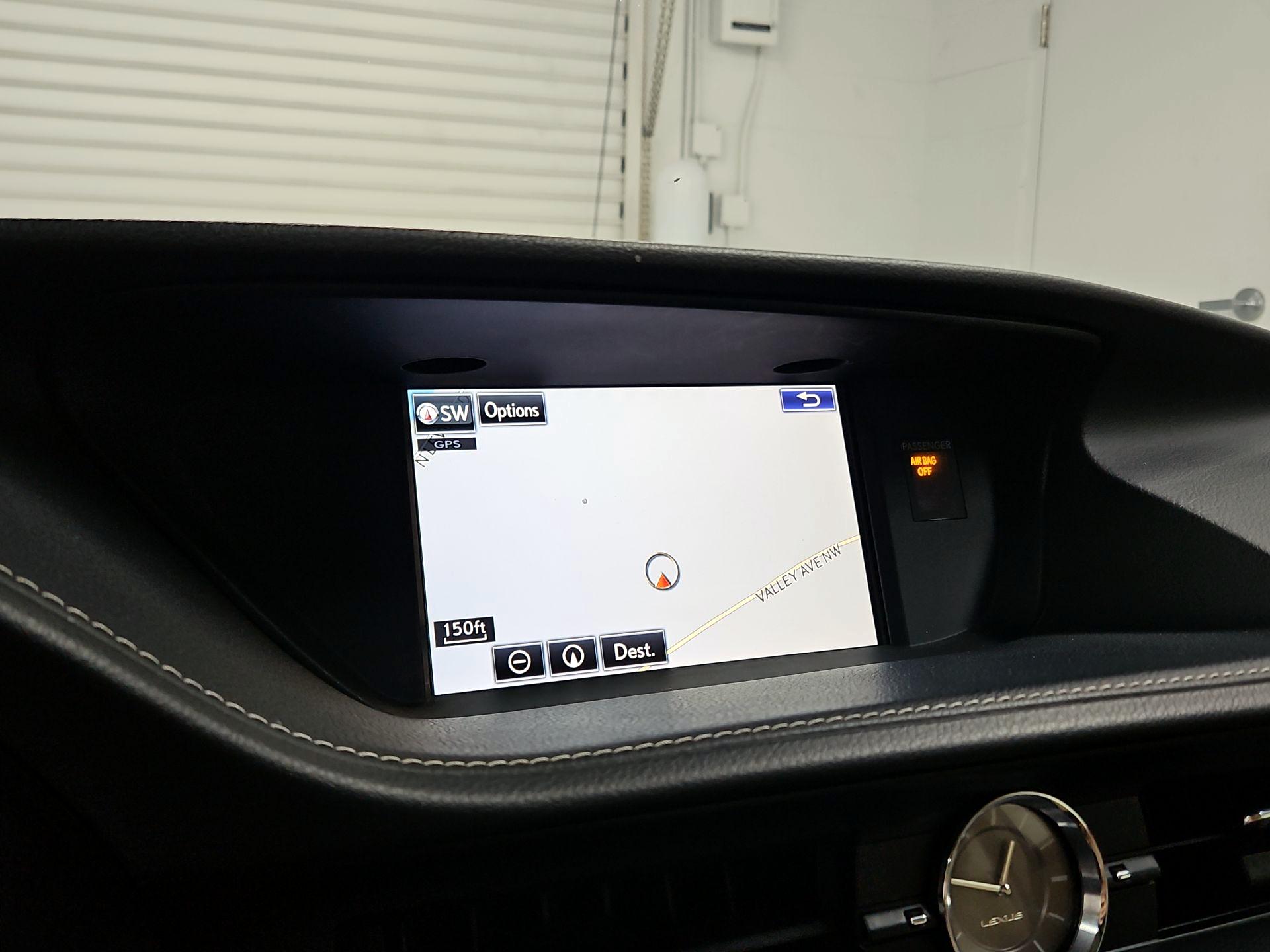 Thumbnail: 2015 Lexus ES - 14