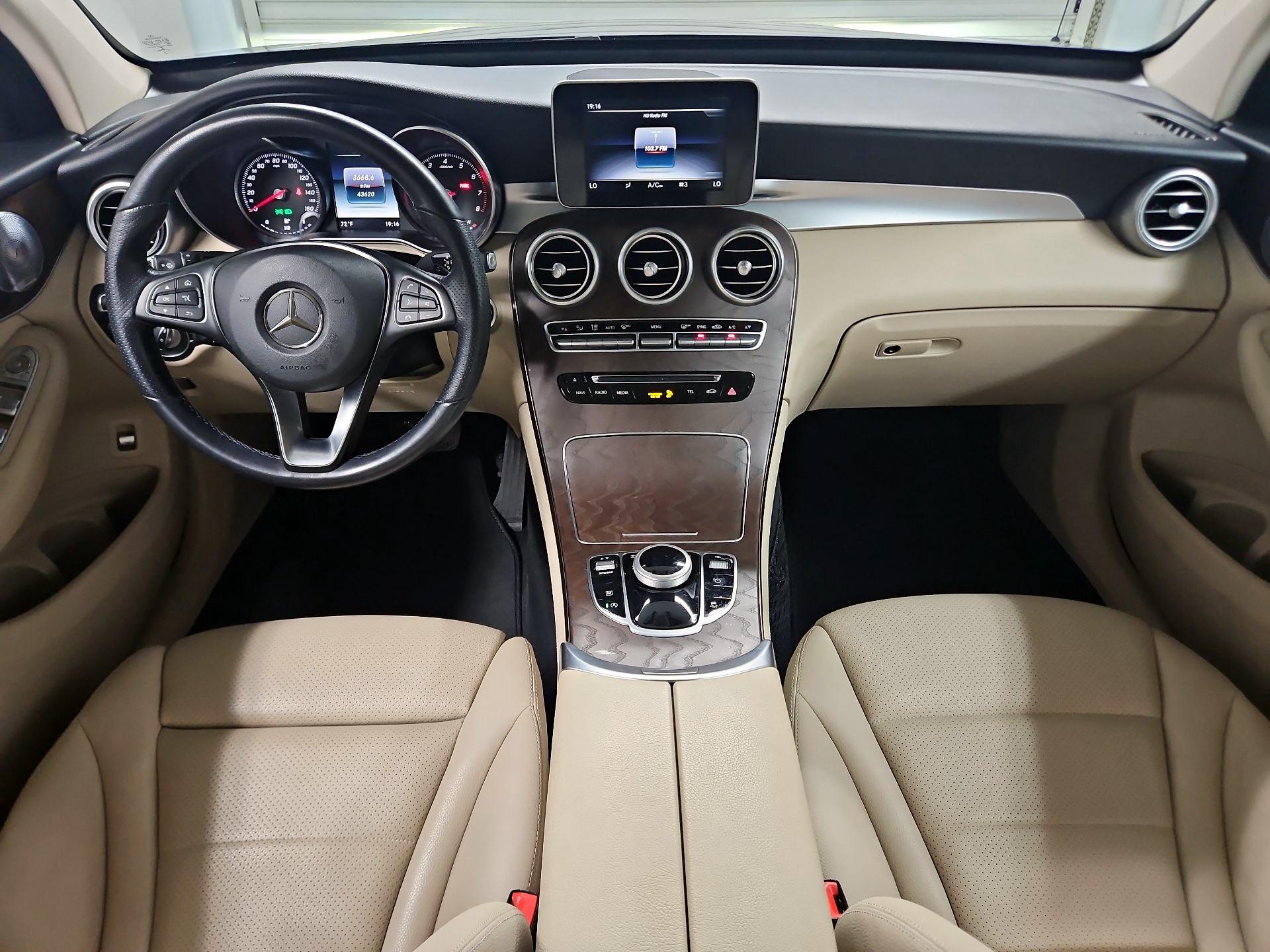 Thumbnail: 2019 Mercedes-Benz GLC - 9