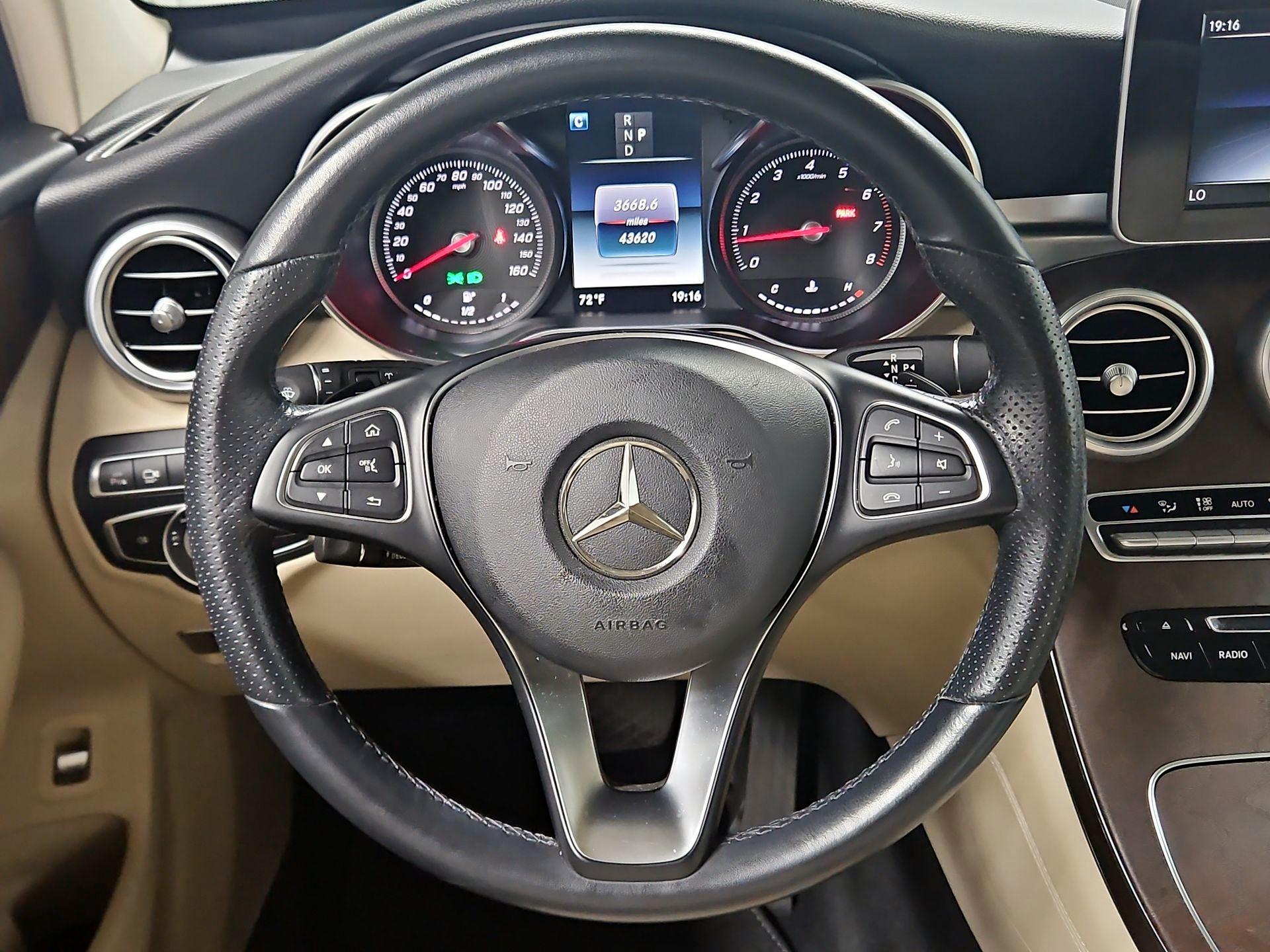 Thumbnail: 2019 Mercedes-Benz GLC - 10