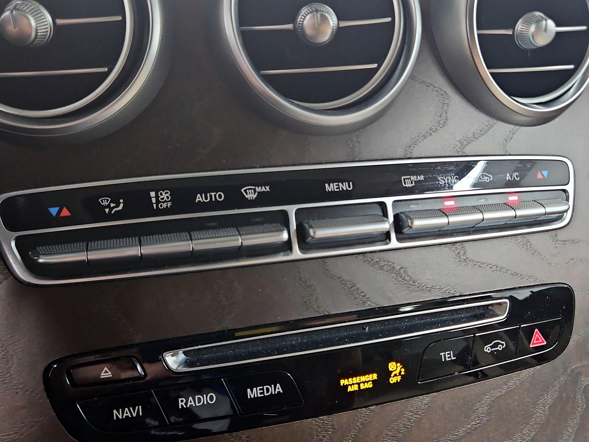 Thumbnail: 2019 Mercedes-Benz GLC - 16