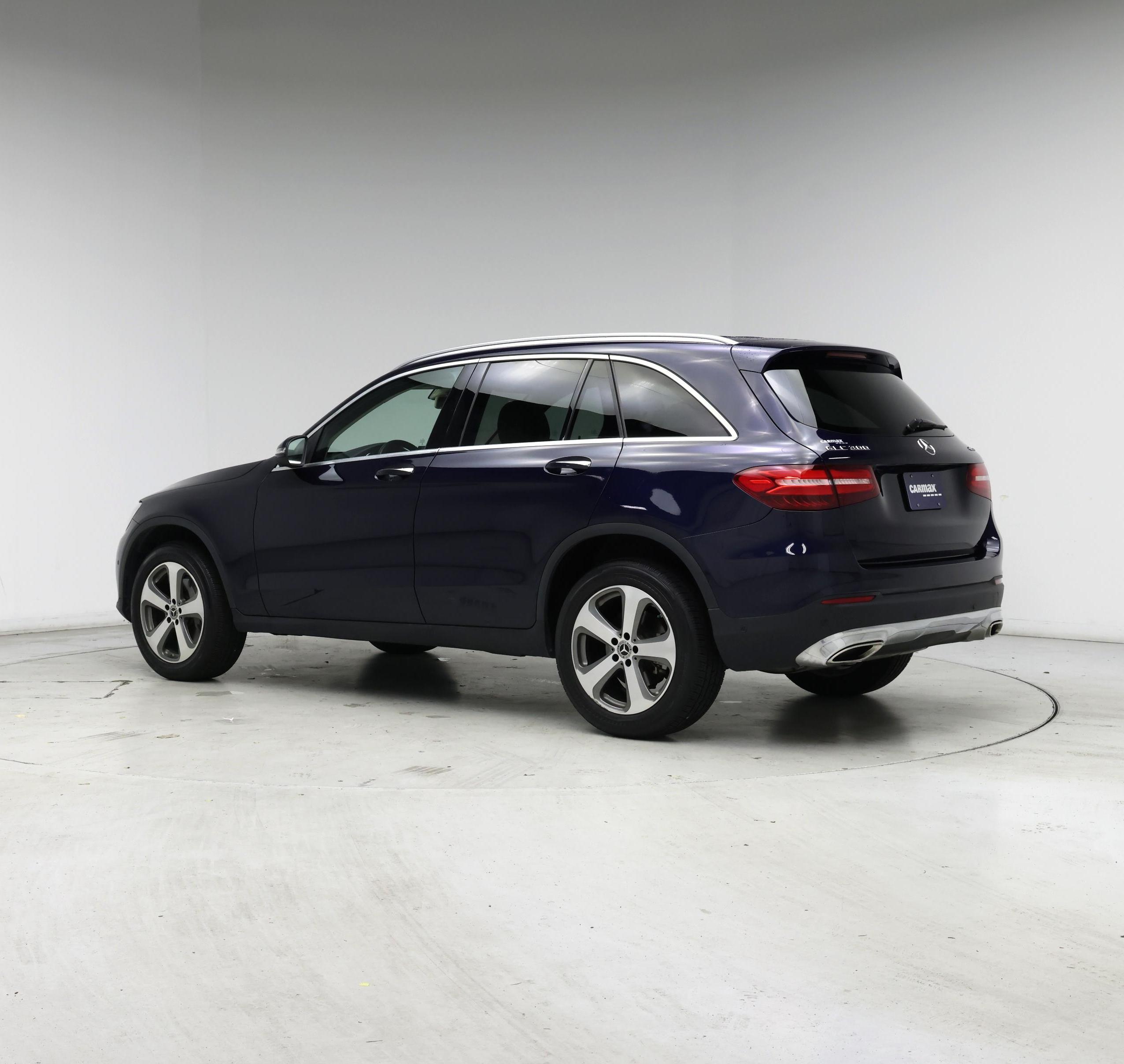 Thumbnail: 2019 Mercedes-Benz GLC - 2