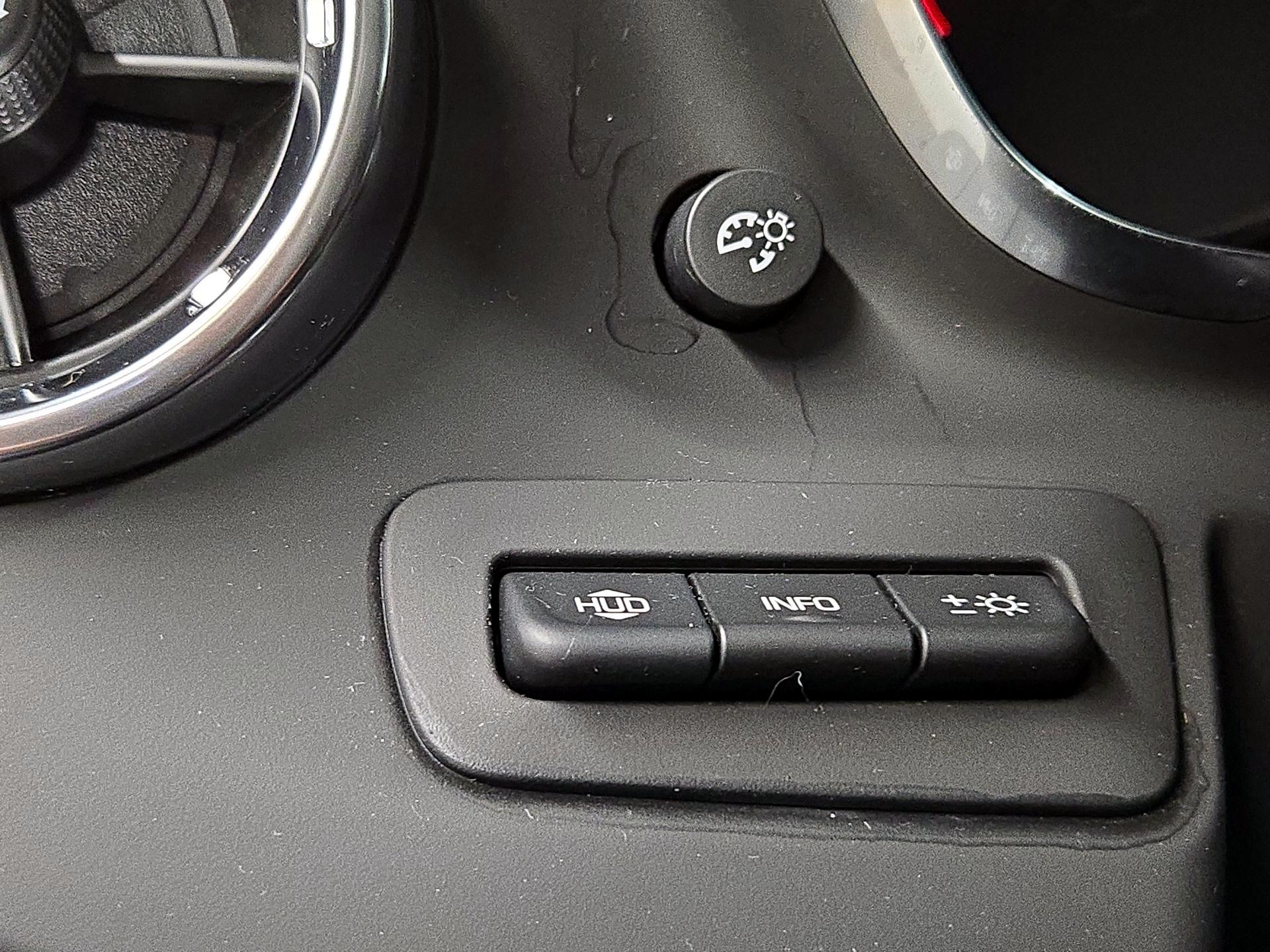 Thumbnail: 2020 Chevrolet Camaro - 13