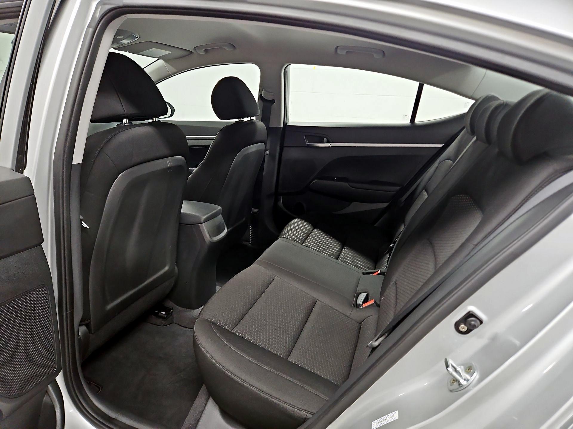 Thumbnail: 2019 Hyundai Elantra - 19