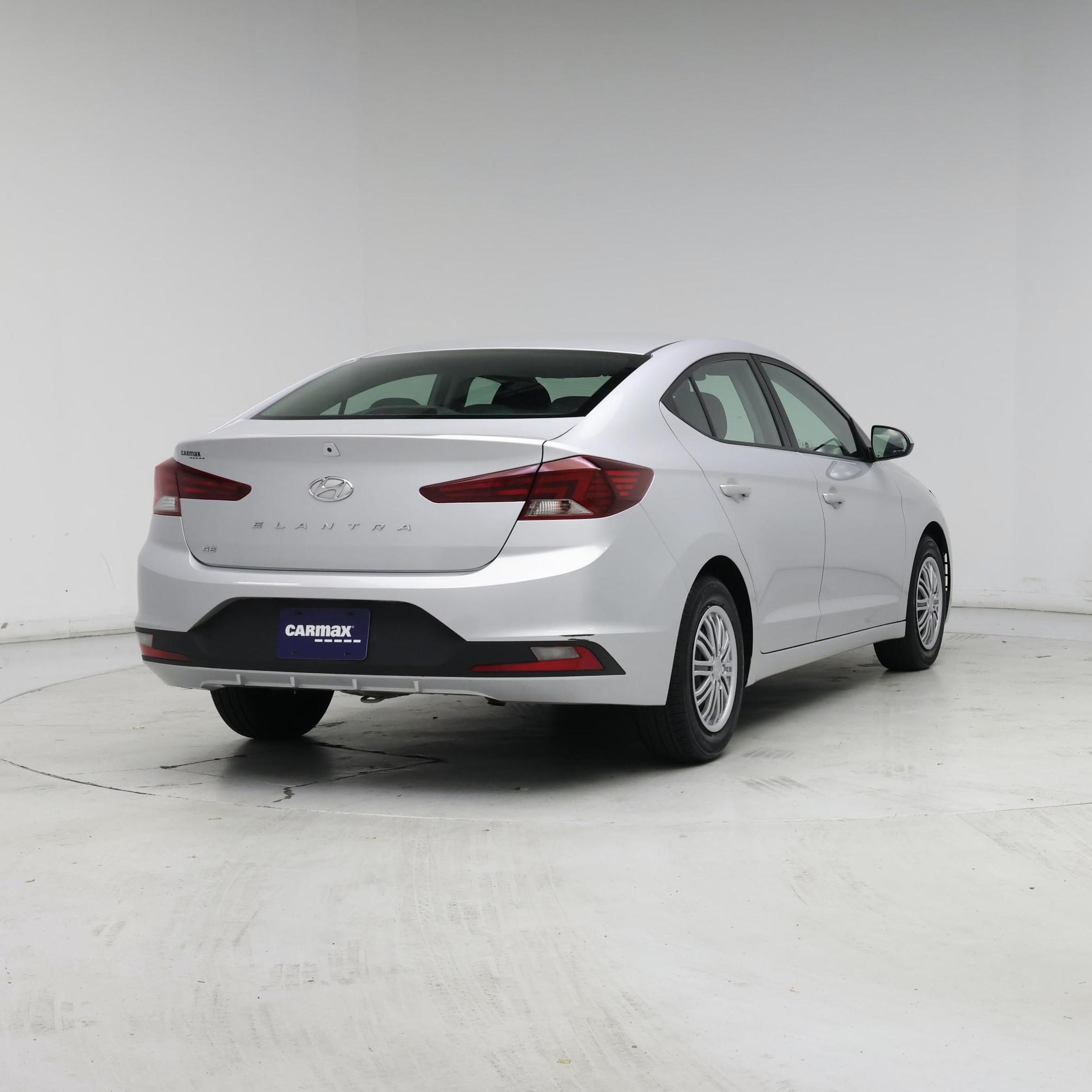 Thumbnail: 2019 Hyundai Elantra - 8