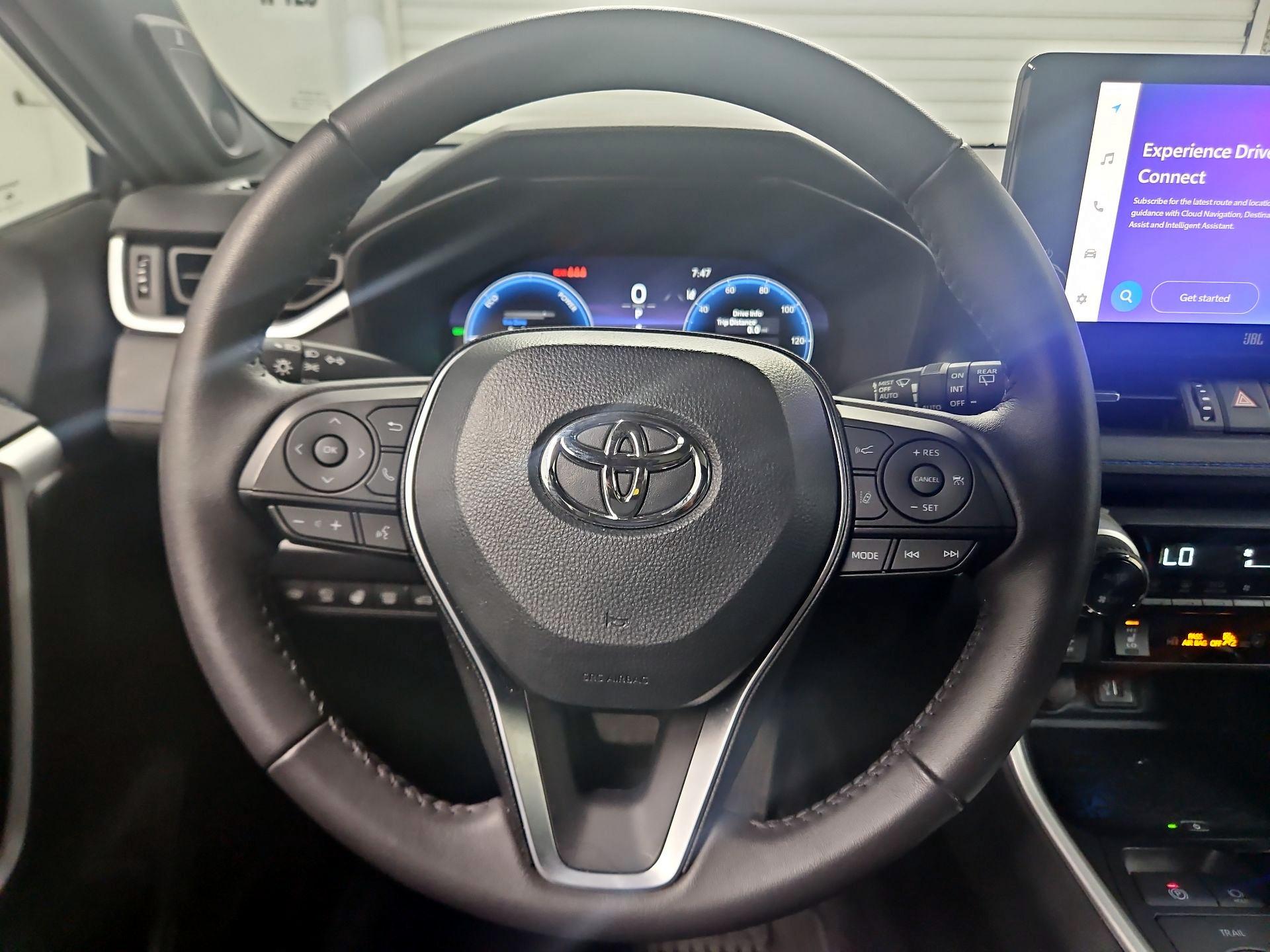 Thumbnail: 2024 Toyota RAV4 - 10