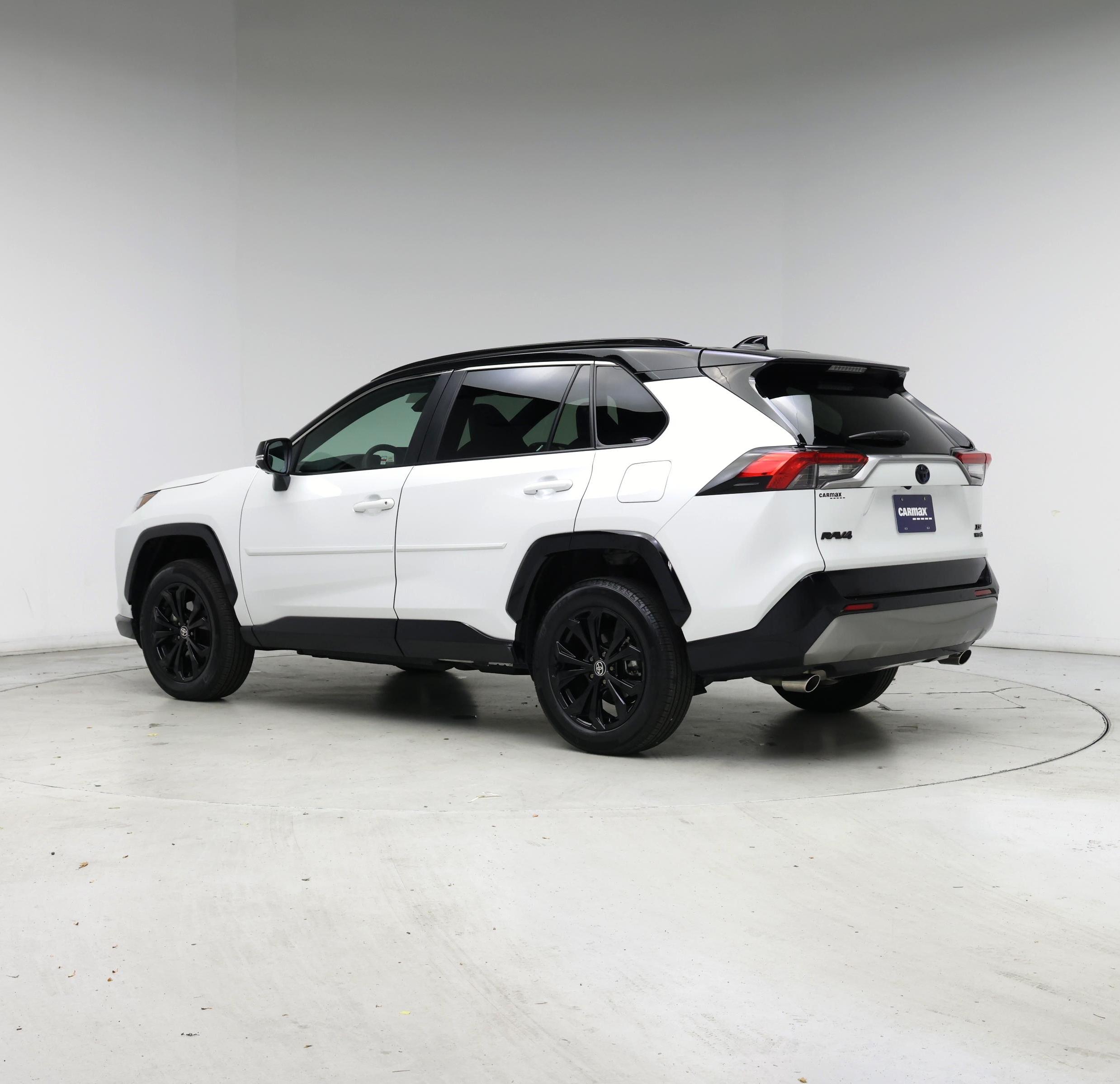 Thumbnail: 2024 Toyota RAV4 - 2