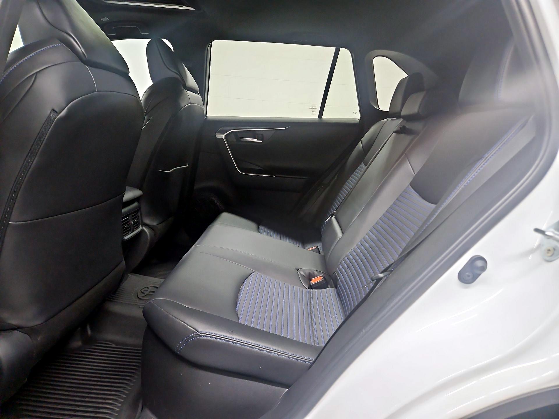 Thumbnail: 2024 Toyota RAV4 - 20