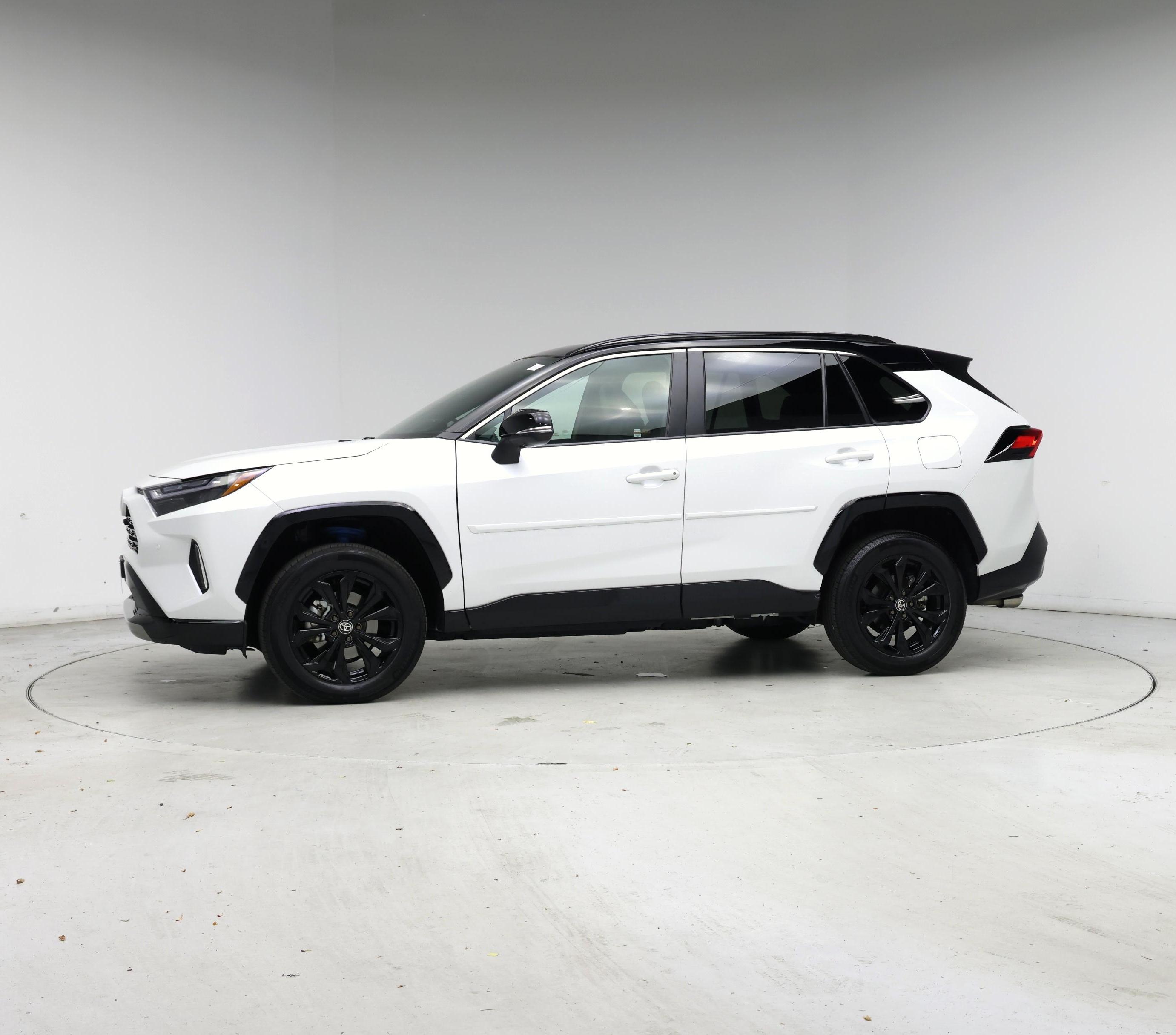 Thumbnail: 2024 Toyota RAV4 - 3