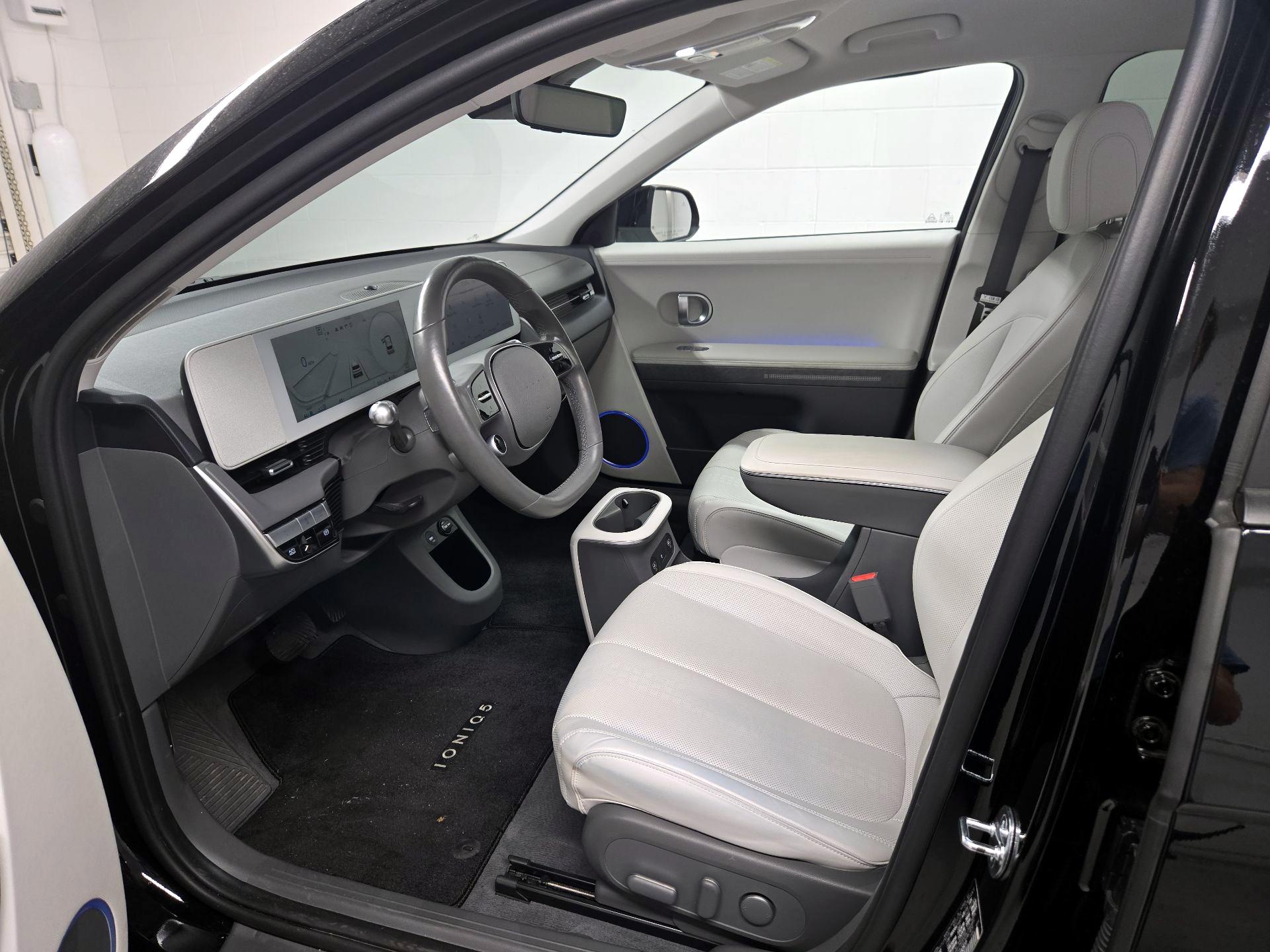 Thumbnail: 2023 Hyundai Ioniq 5 - 11