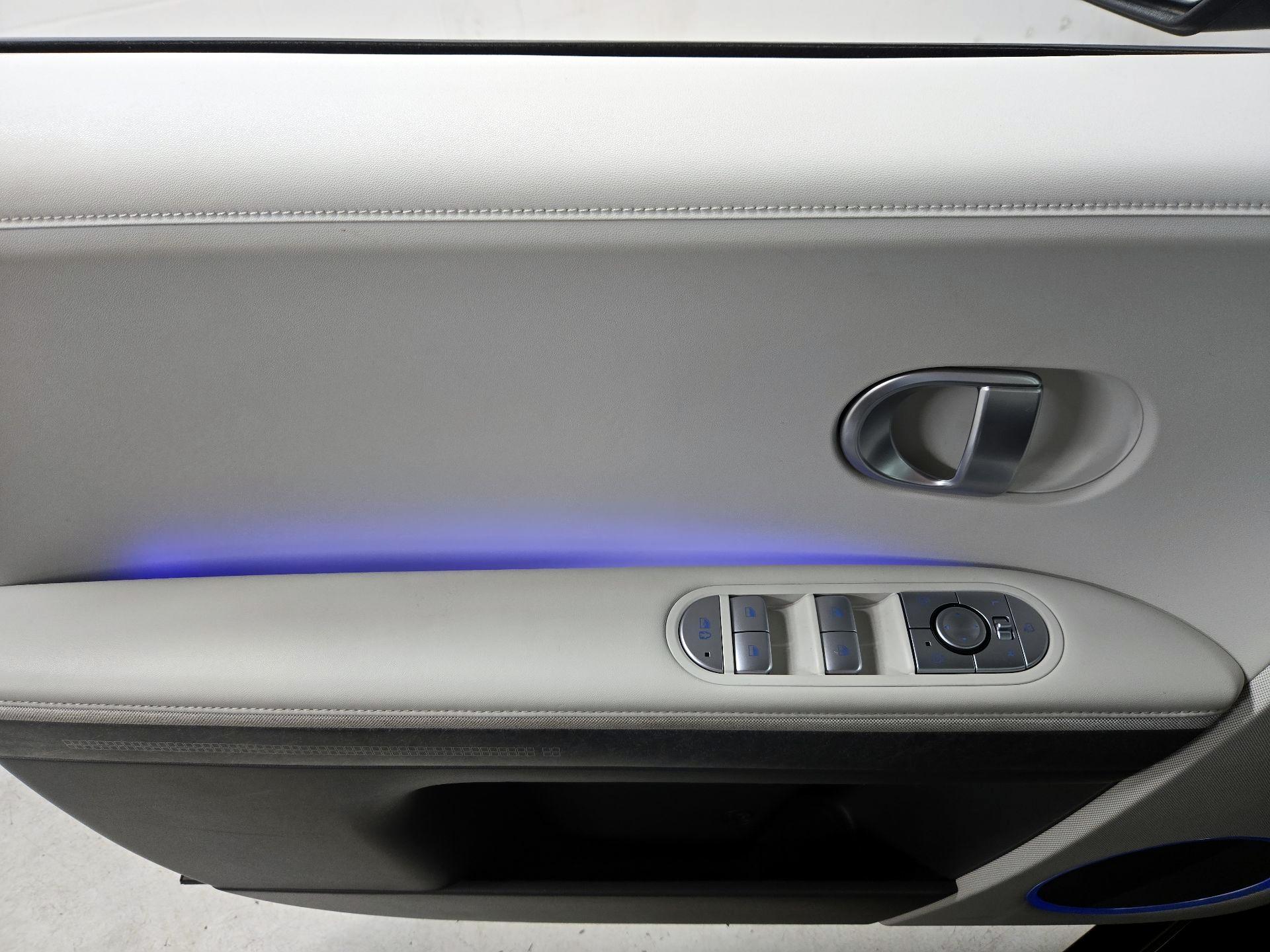 Thumbnail: 2023 Hyundai Ioniq 5 - 12