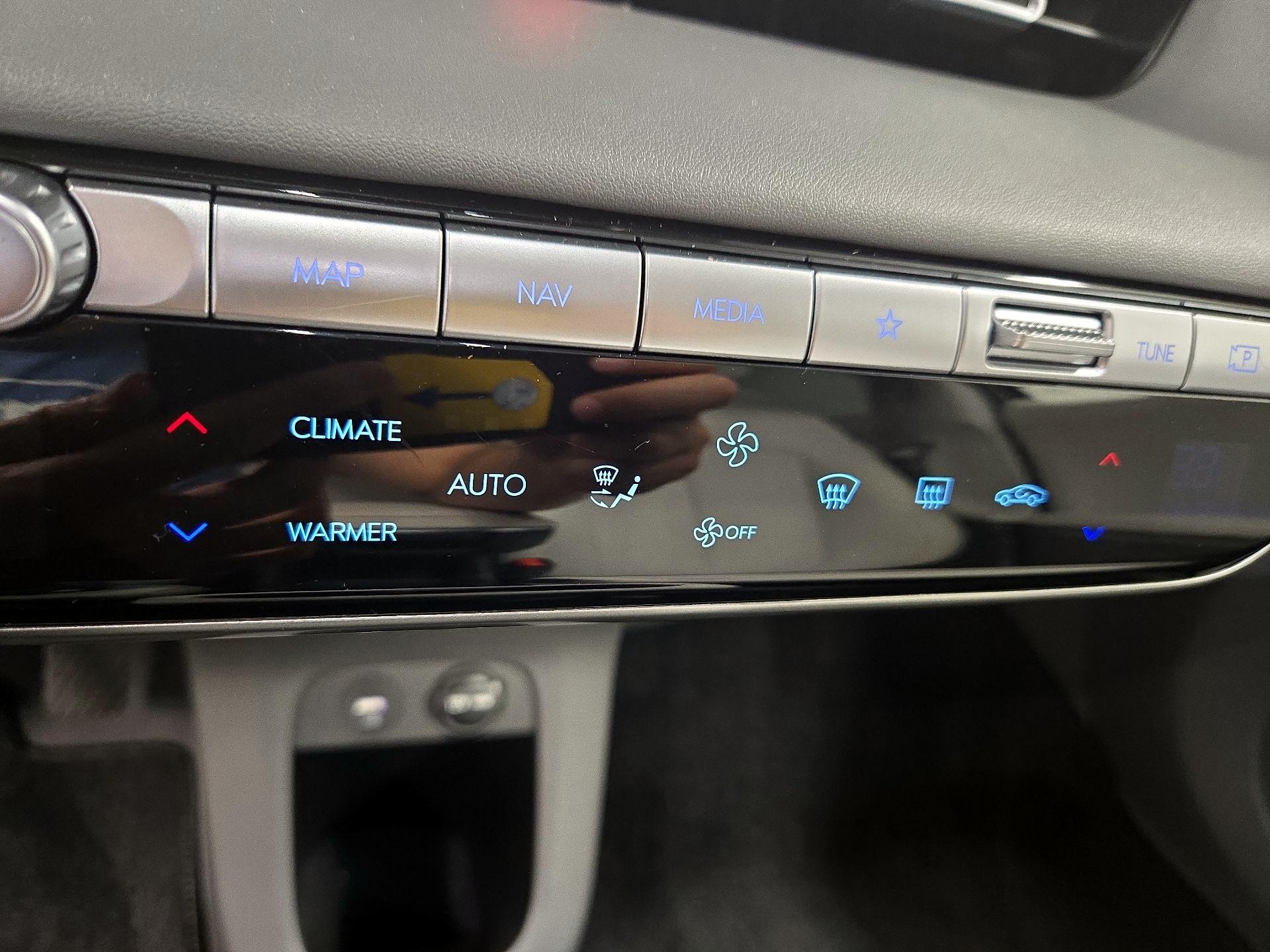 Thumbnail: 2023 Hyundai Ioniq 5 - 17